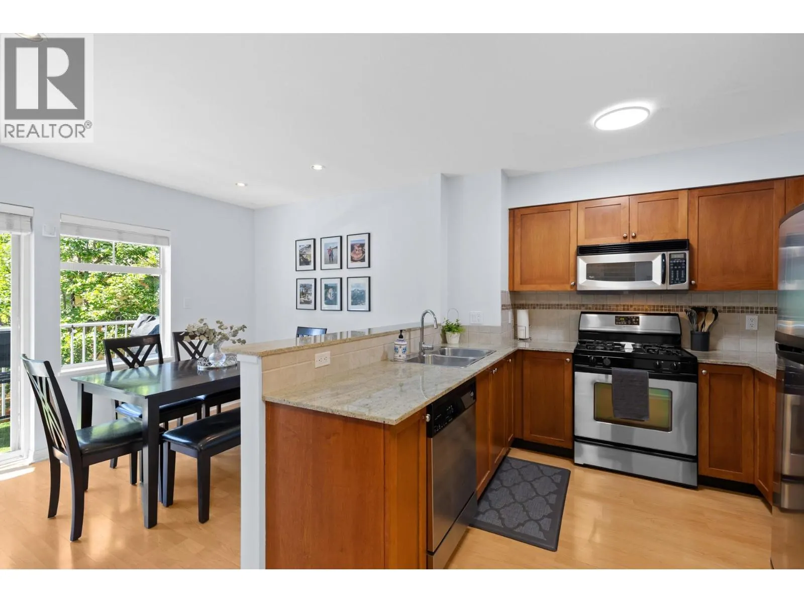 1853 Parkview Crescent Unit# 14