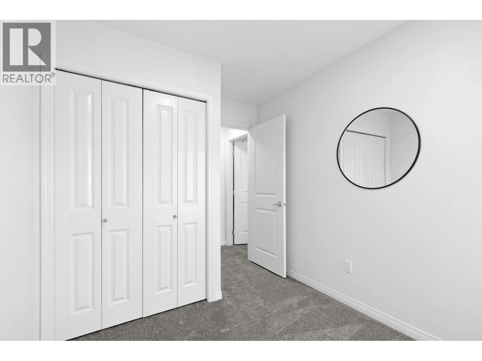 1853 Parkview Crescent Unit# 14