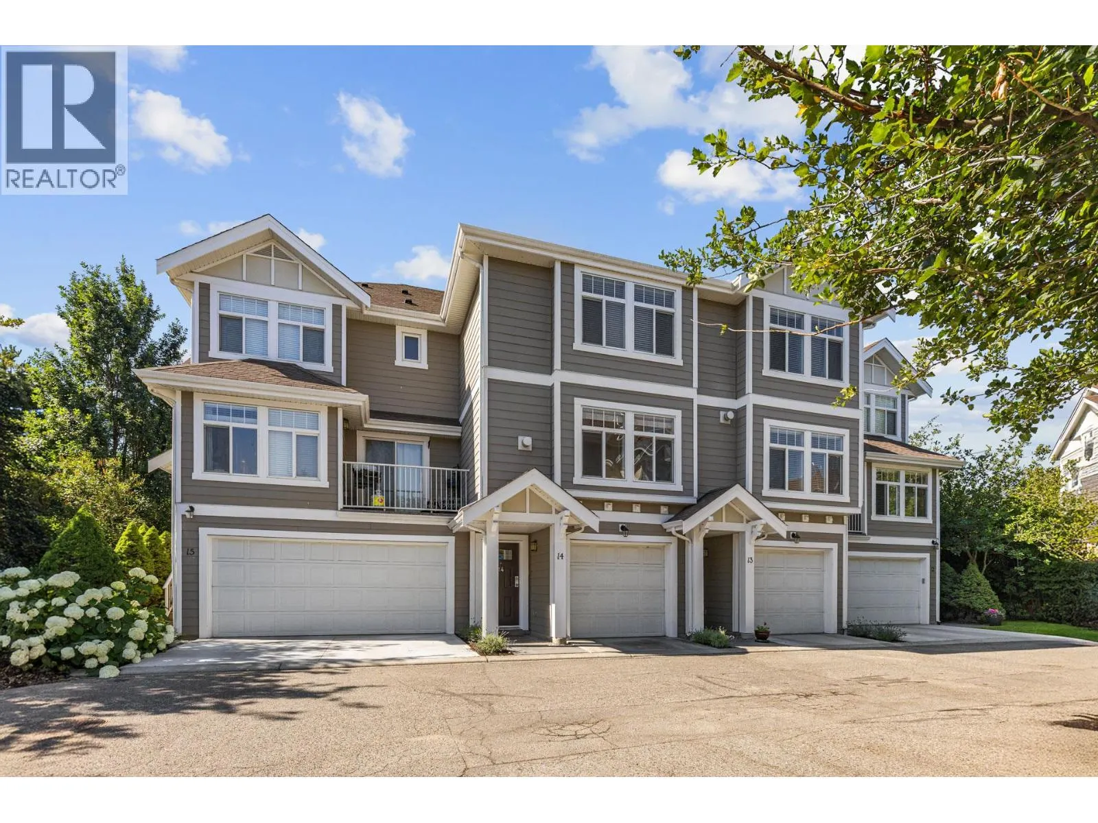 1853 Parkview Crescent Unit# 14