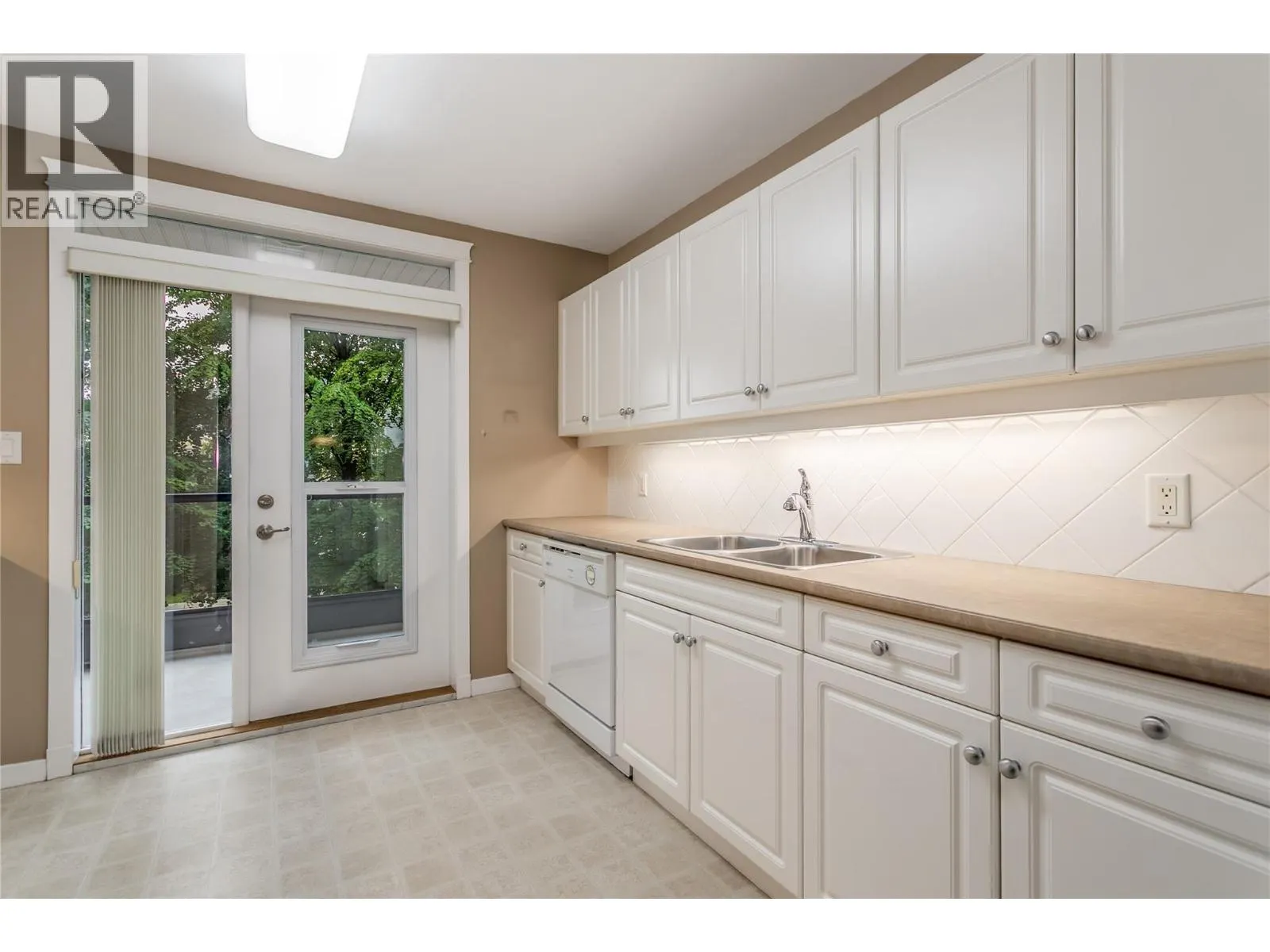303 Whitman Road Unit# 202