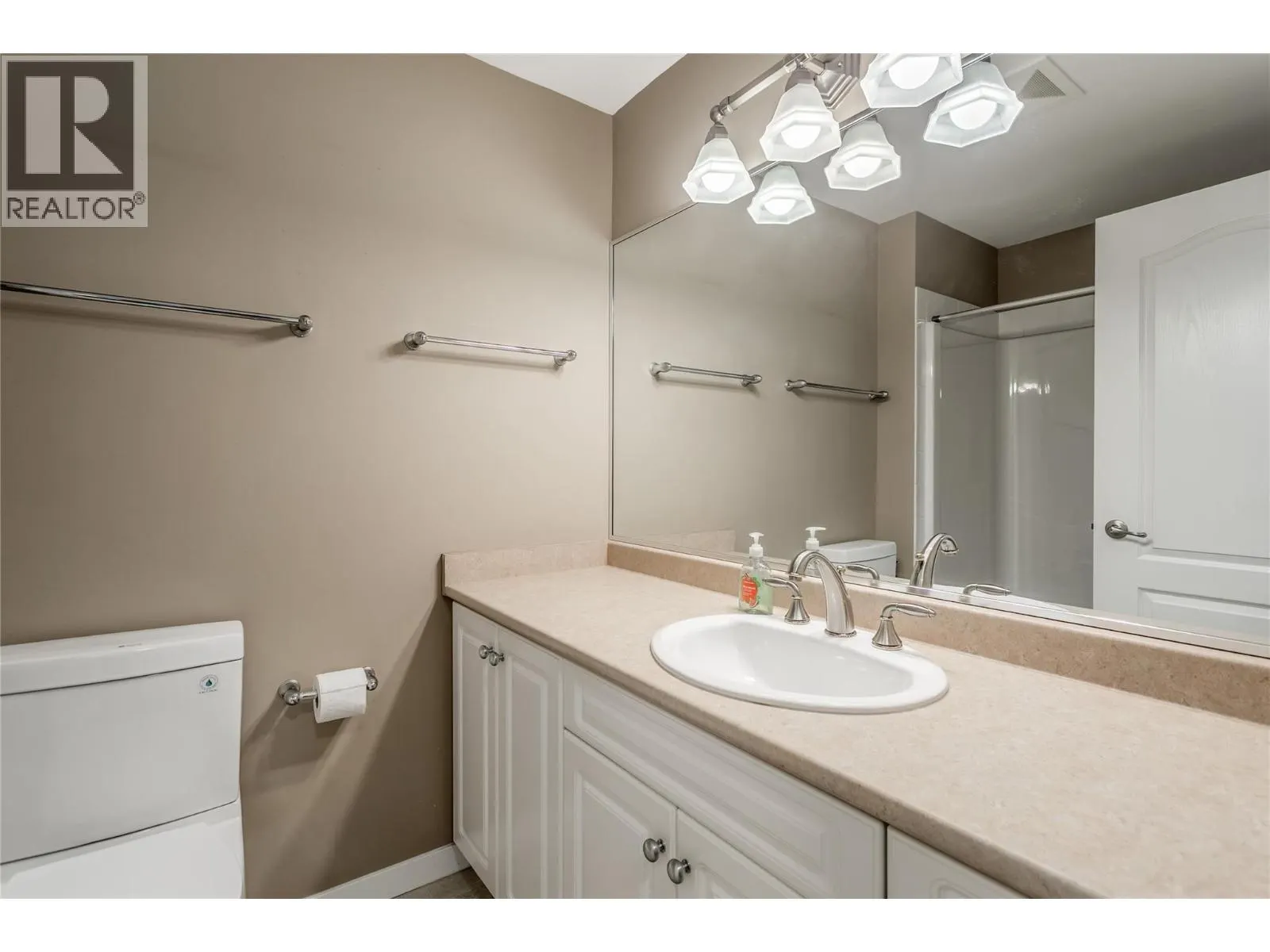 303 Whitman Road Unit# 202