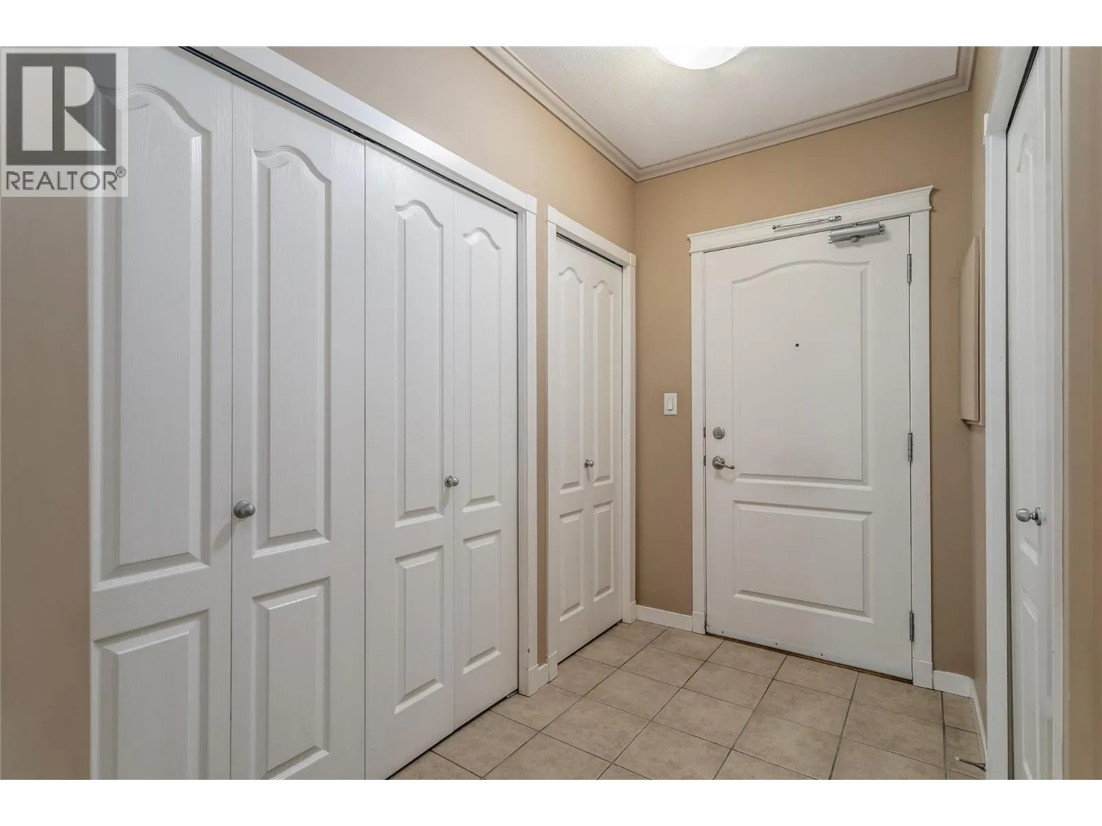 303 Whitman Road Unit# 202