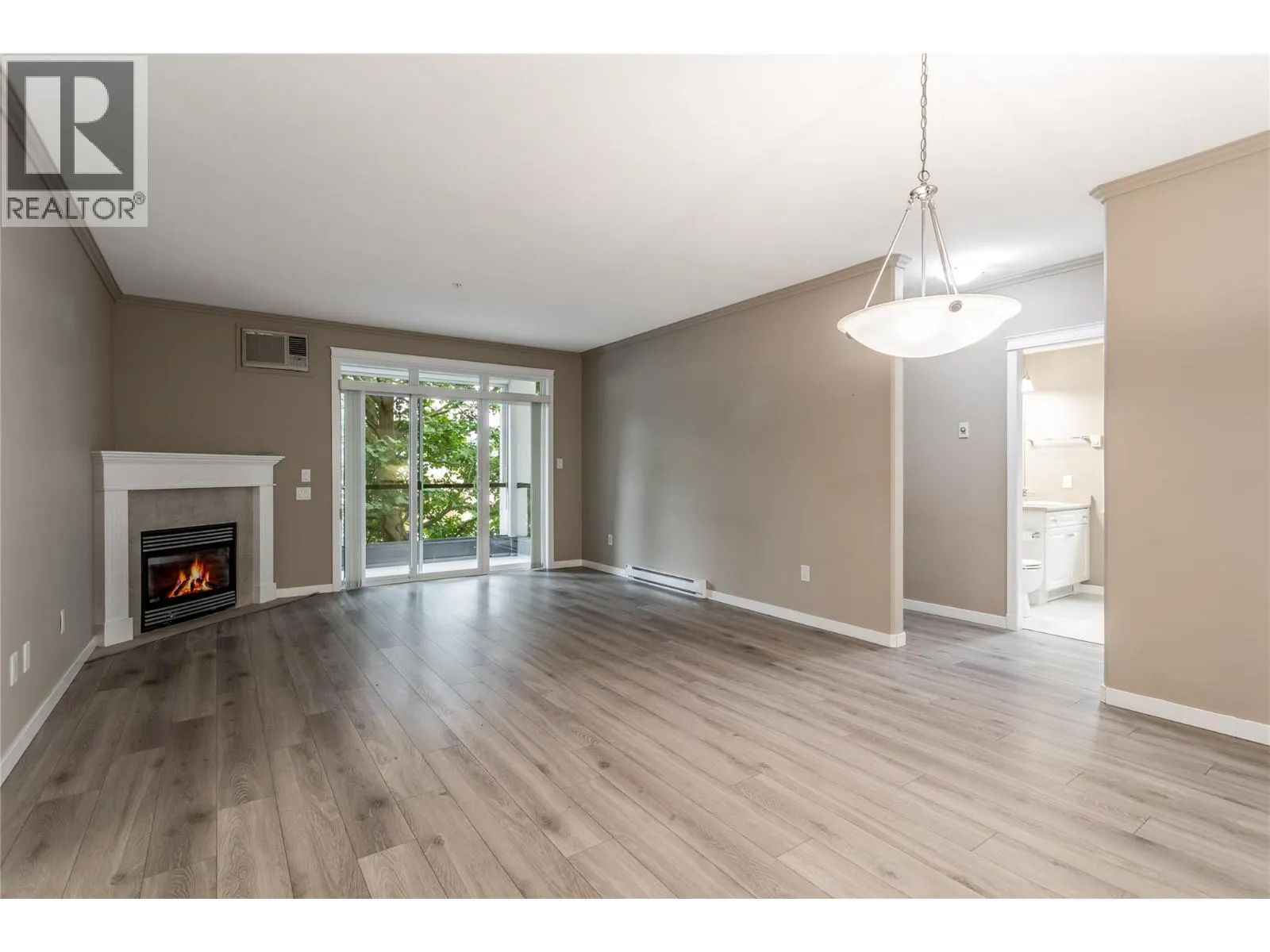 303 Whitman Road Unit# 202