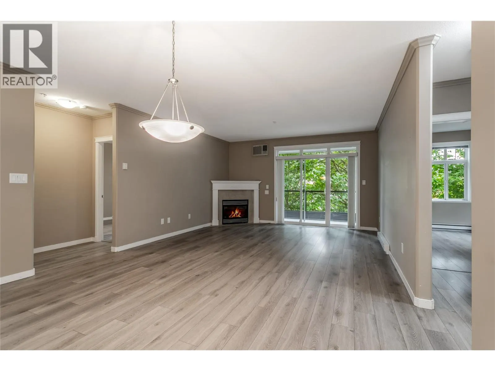 303 Whitman Road Unit# 202