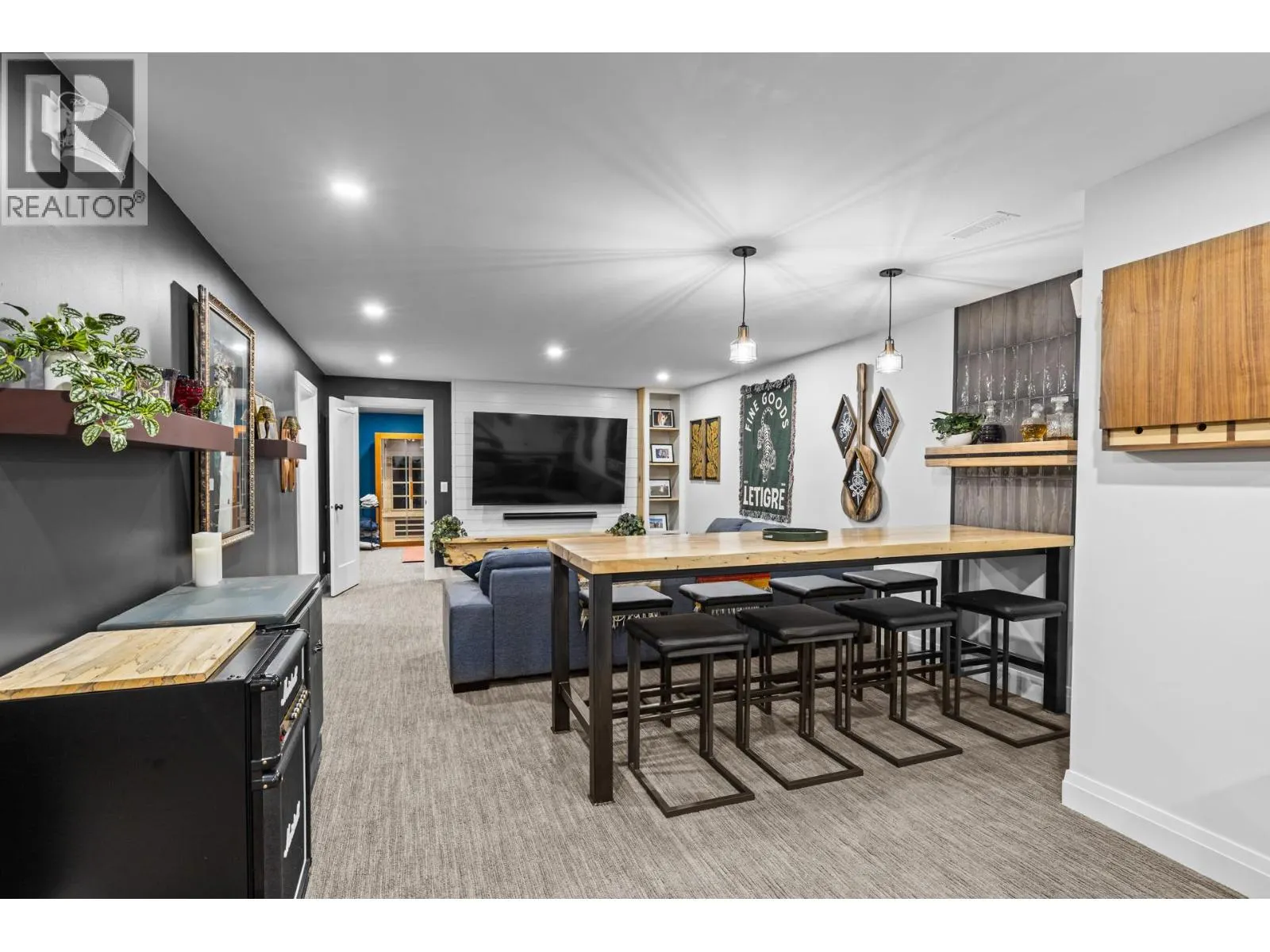 1476 Westridge Court