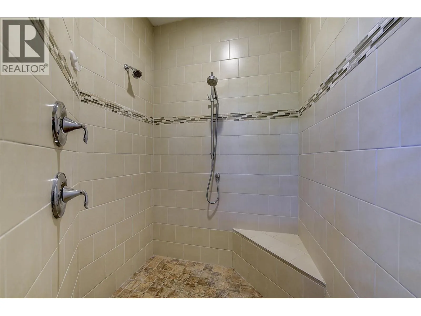 1147 Glenview Court