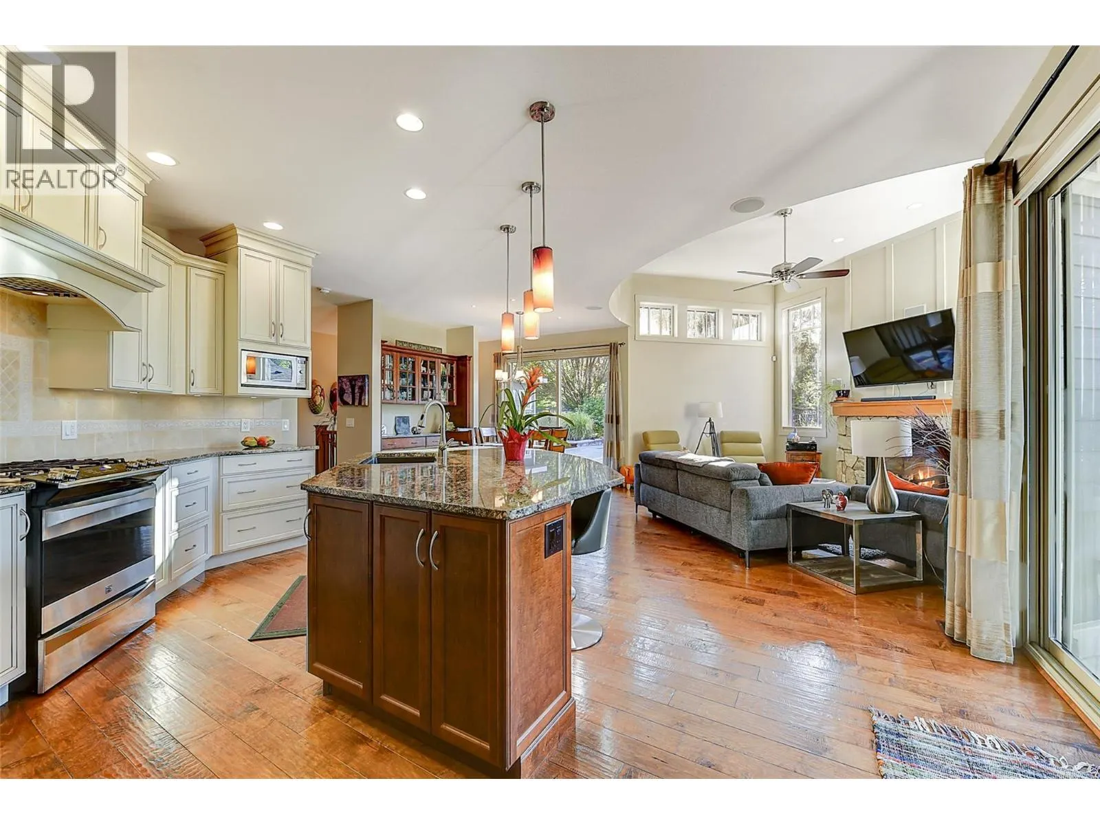 1147 Glenview Court