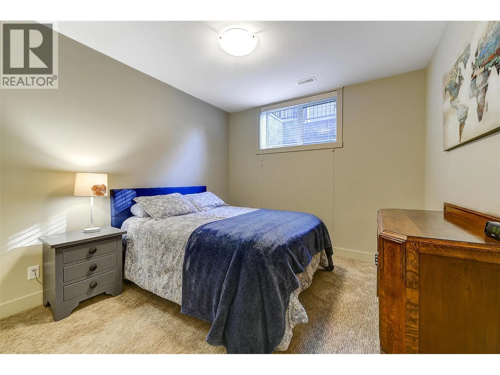1147 Glenview Court