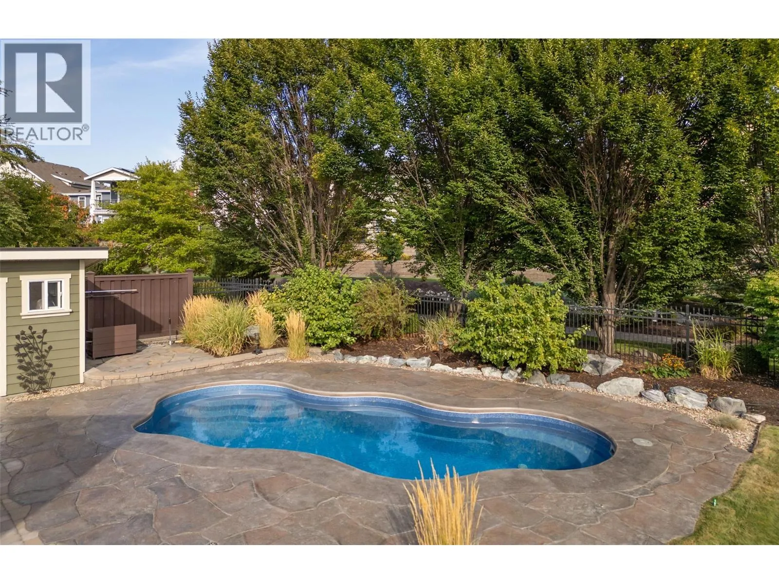 1147 Glenview Court