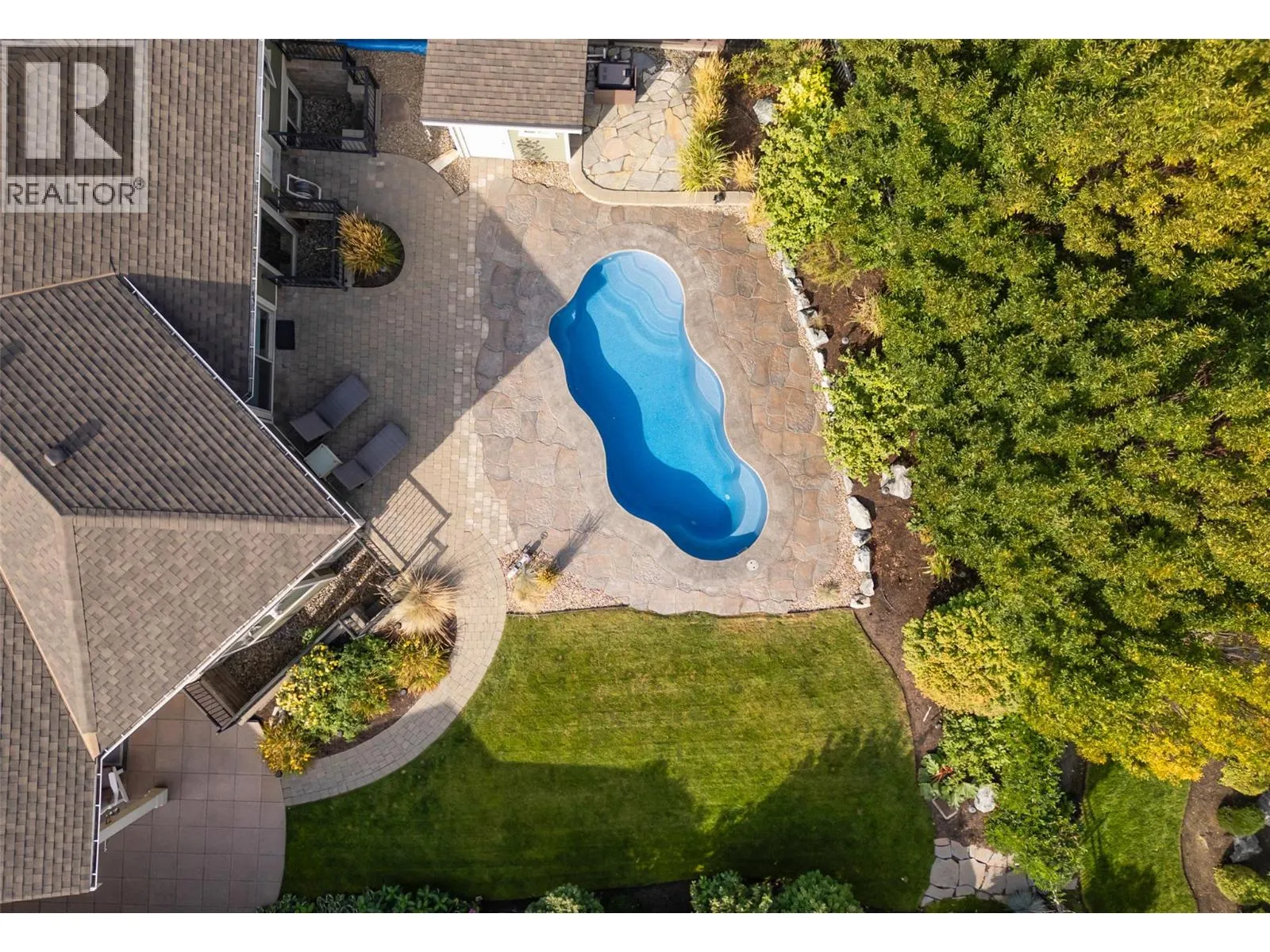 1147 Glenview Court