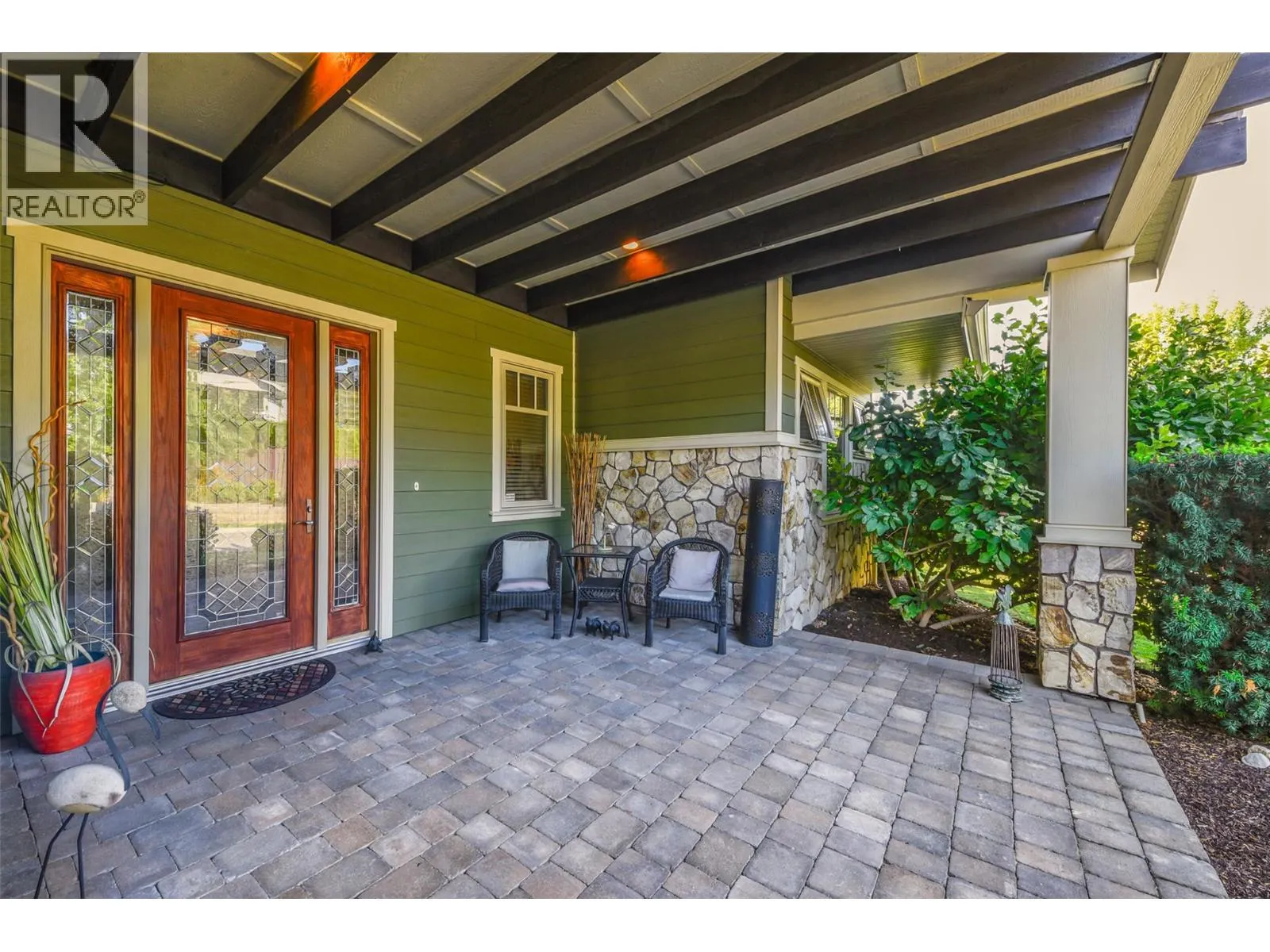 1147 Glenview Court