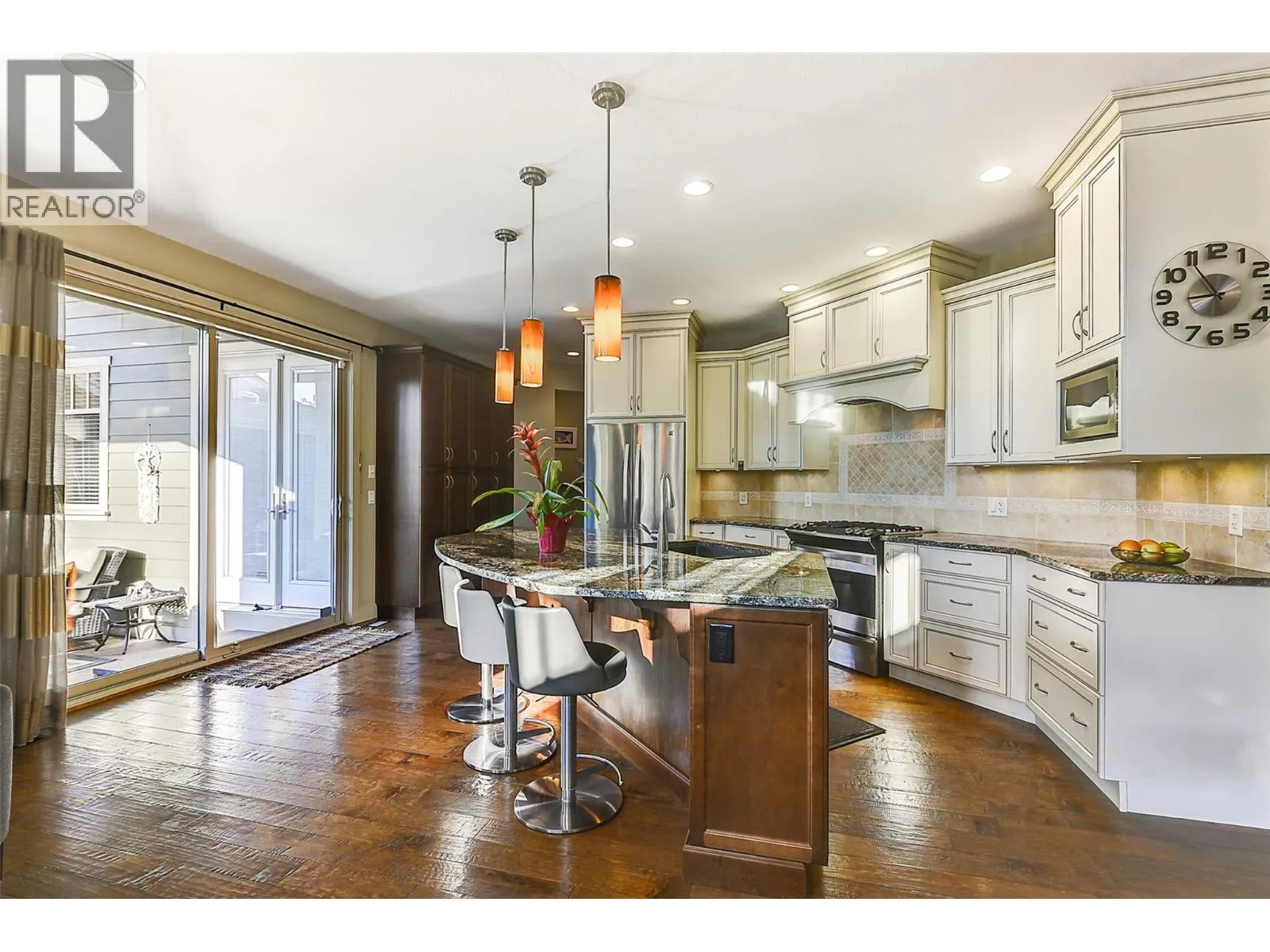 1147 Glenview Court