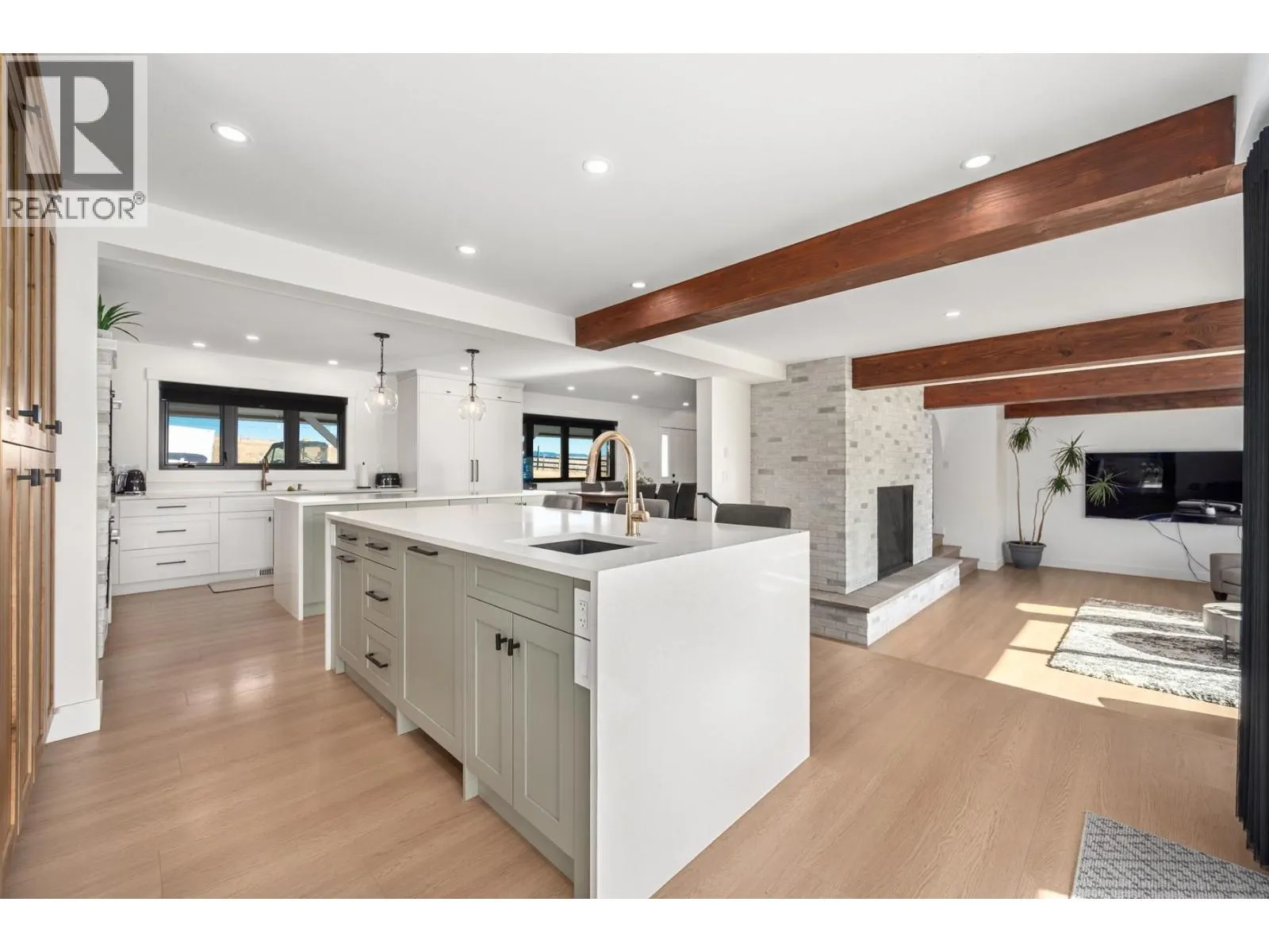 272 GOOSE LAKE Road