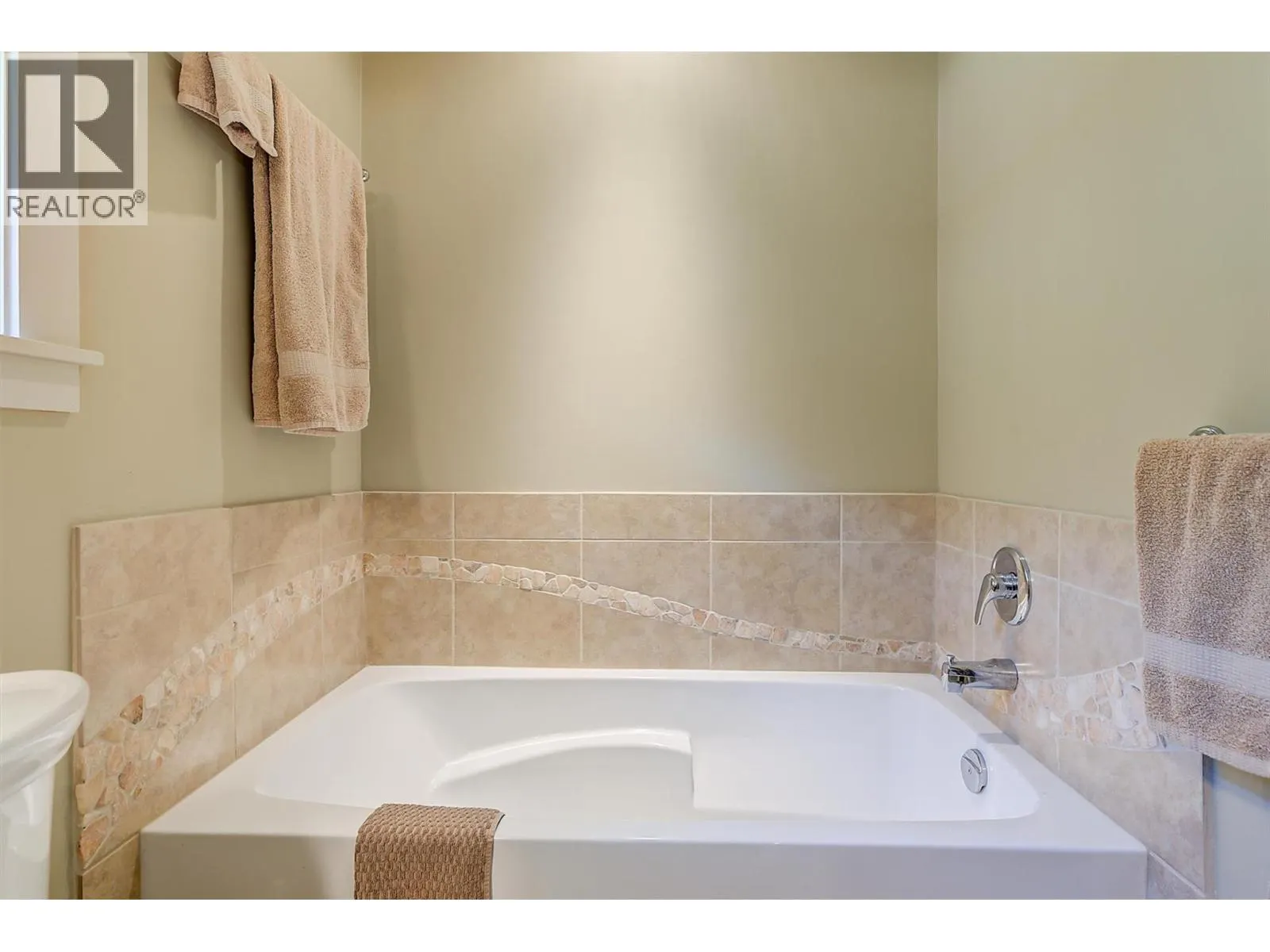 4356 Beach Avenue Unit# 6