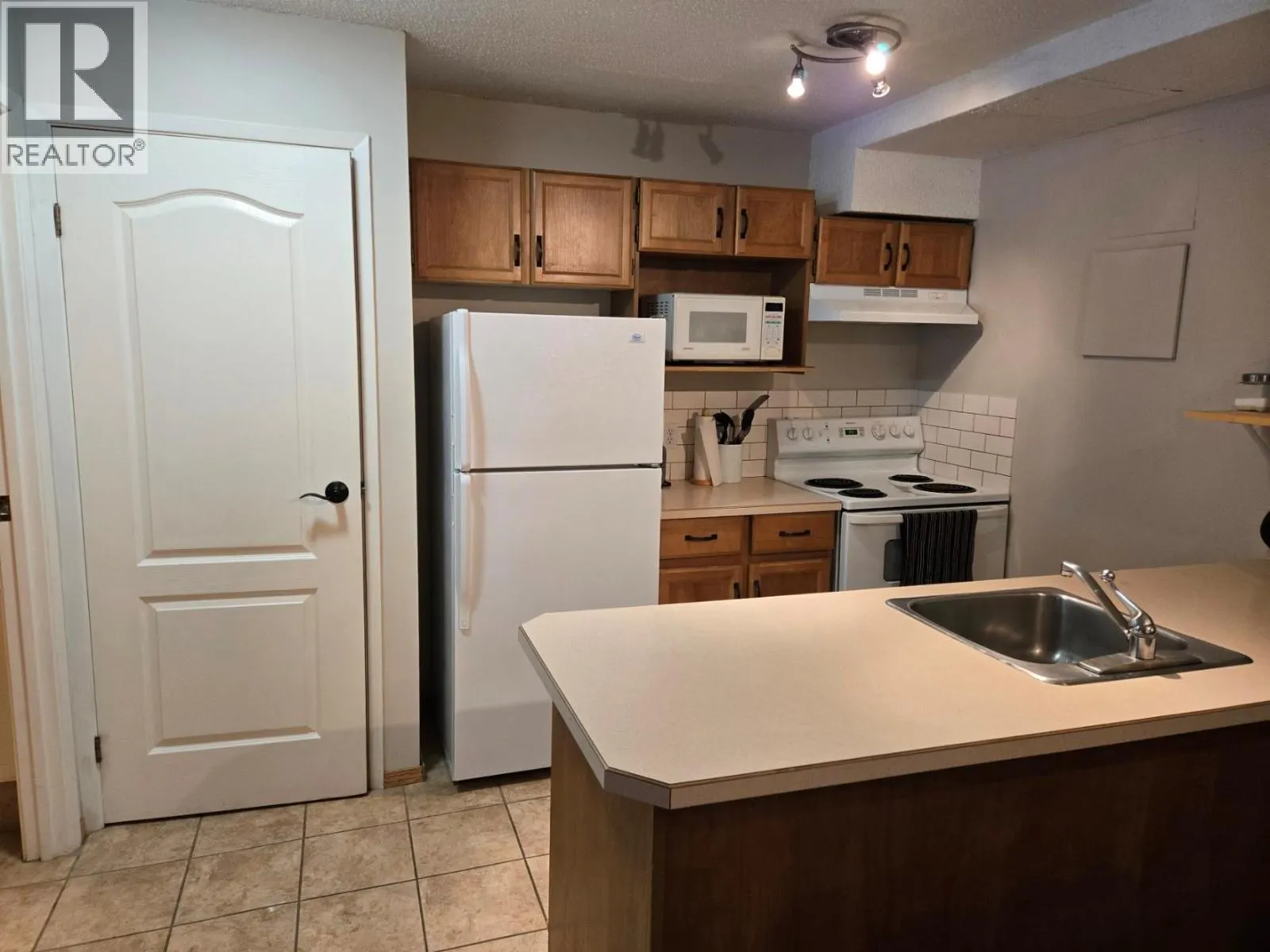2030 PANORAMA Drive Unit# 714