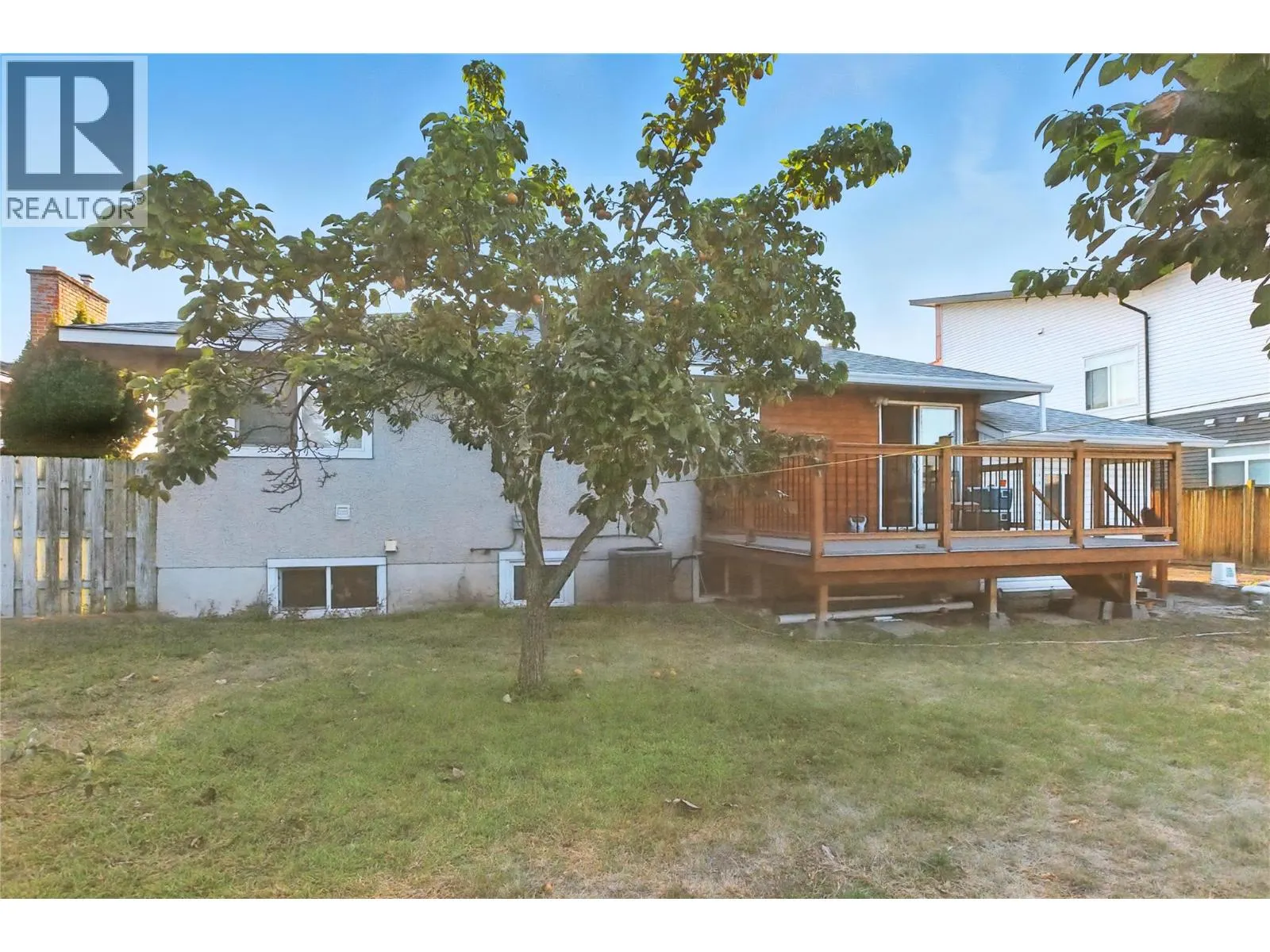 740 10th Street