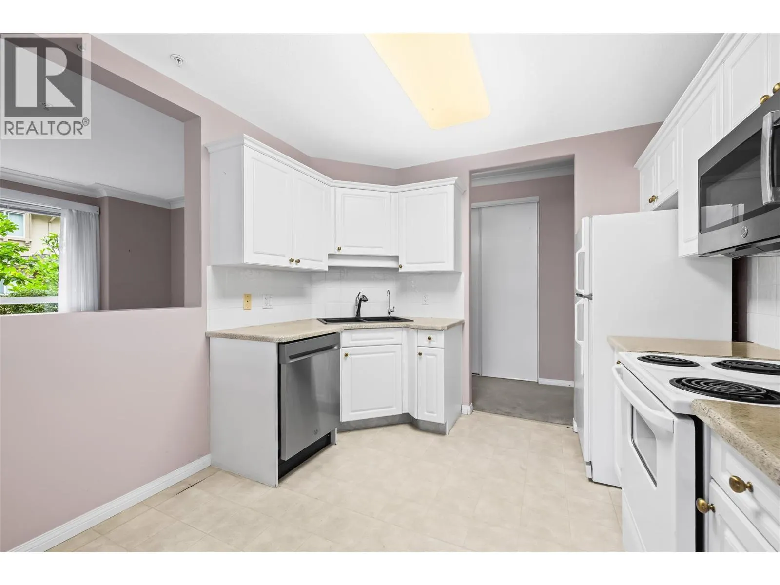 1964 Enterpise Way Unit# 101