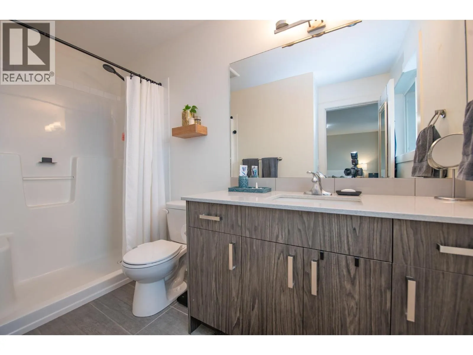 933 Mount Robson Place Unit# 32