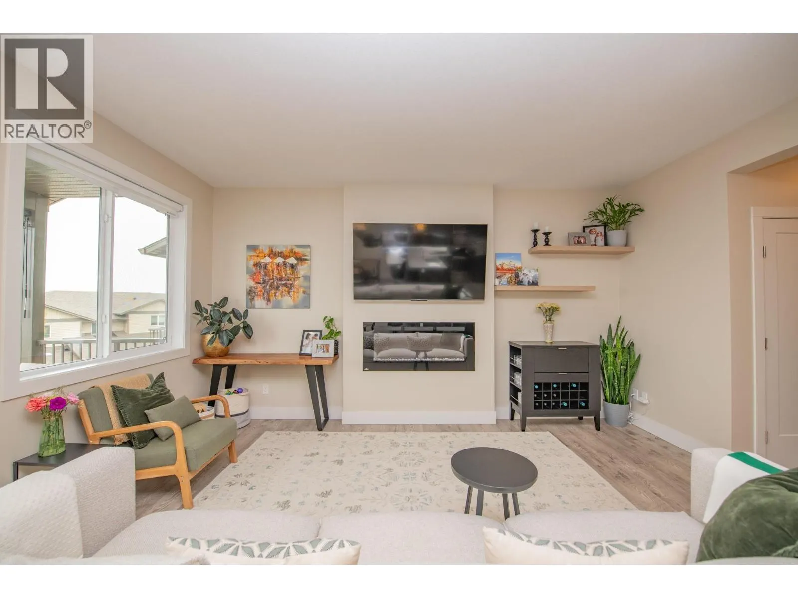 933 Mount Robson Place Unit# 32