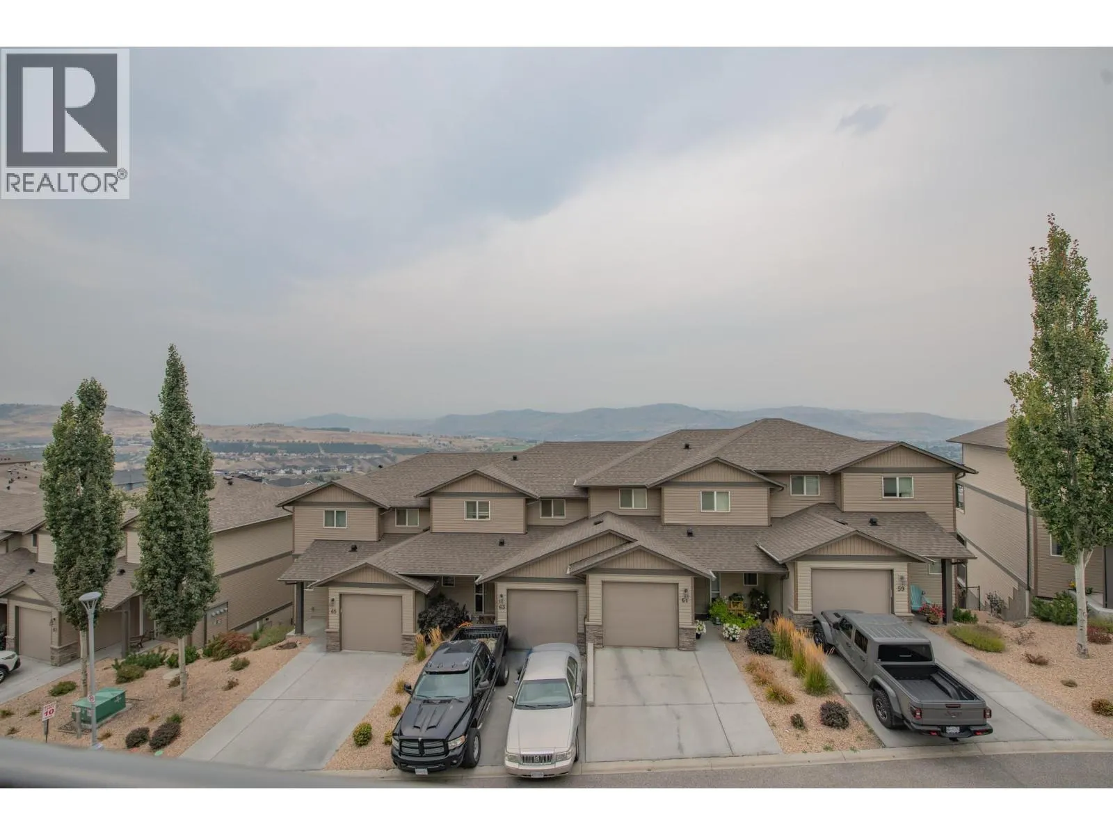 933 Mount Robson Place Unit# 32