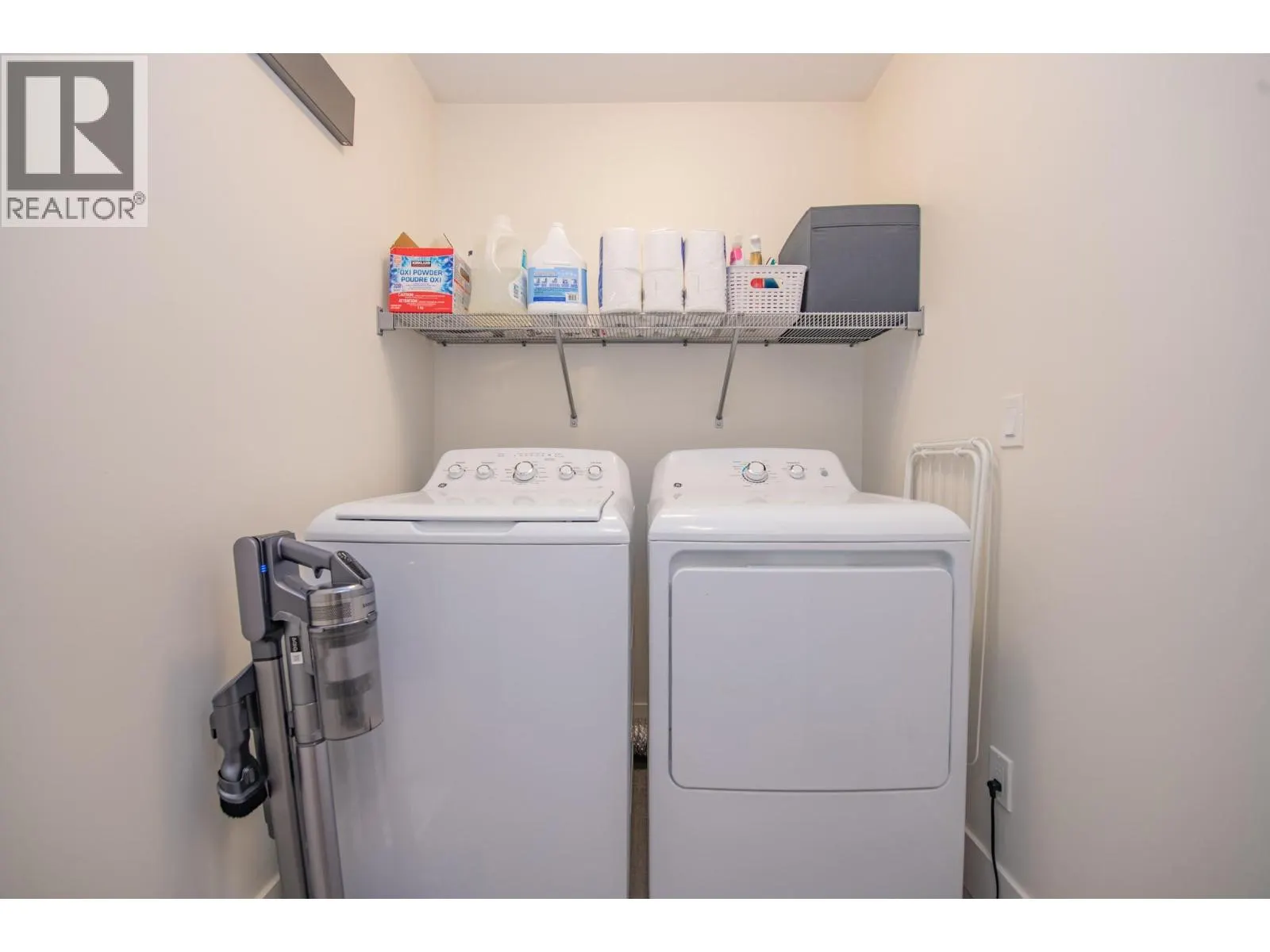 933 Mount Robson Place Unit# 32