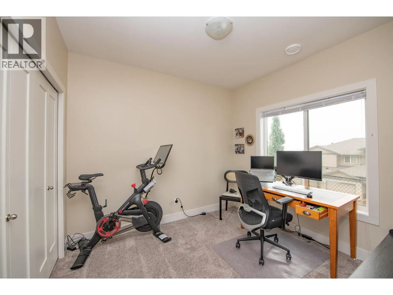 933 Mount Robson Place Unit# 32