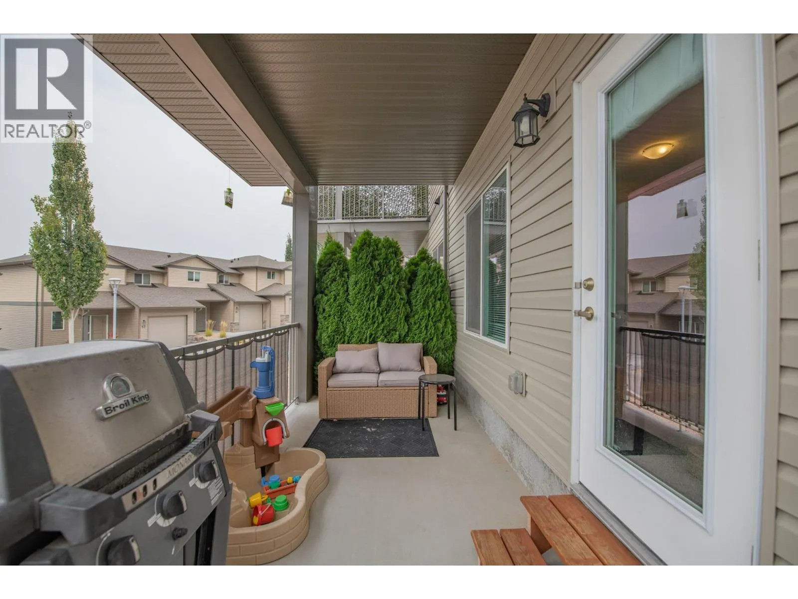 933 Mount Robson Place Unit# 32
