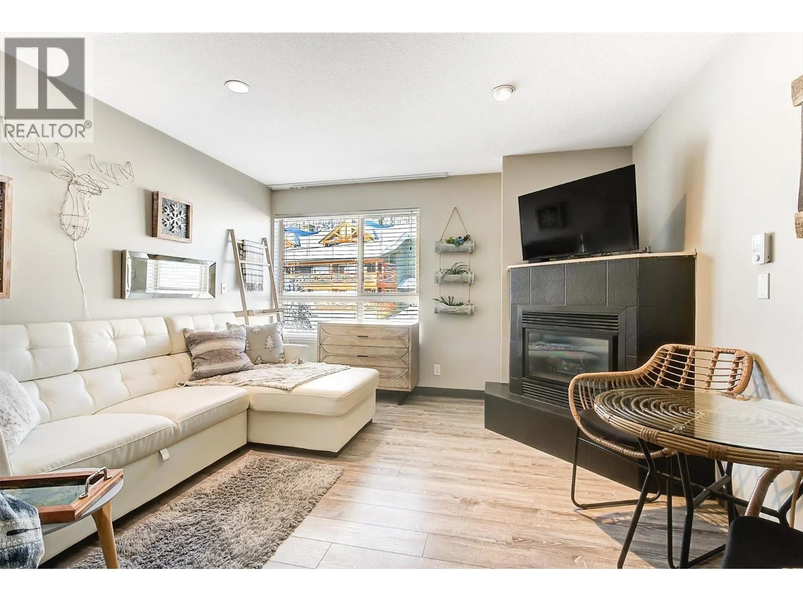 5340 Big White Road Unit# 335