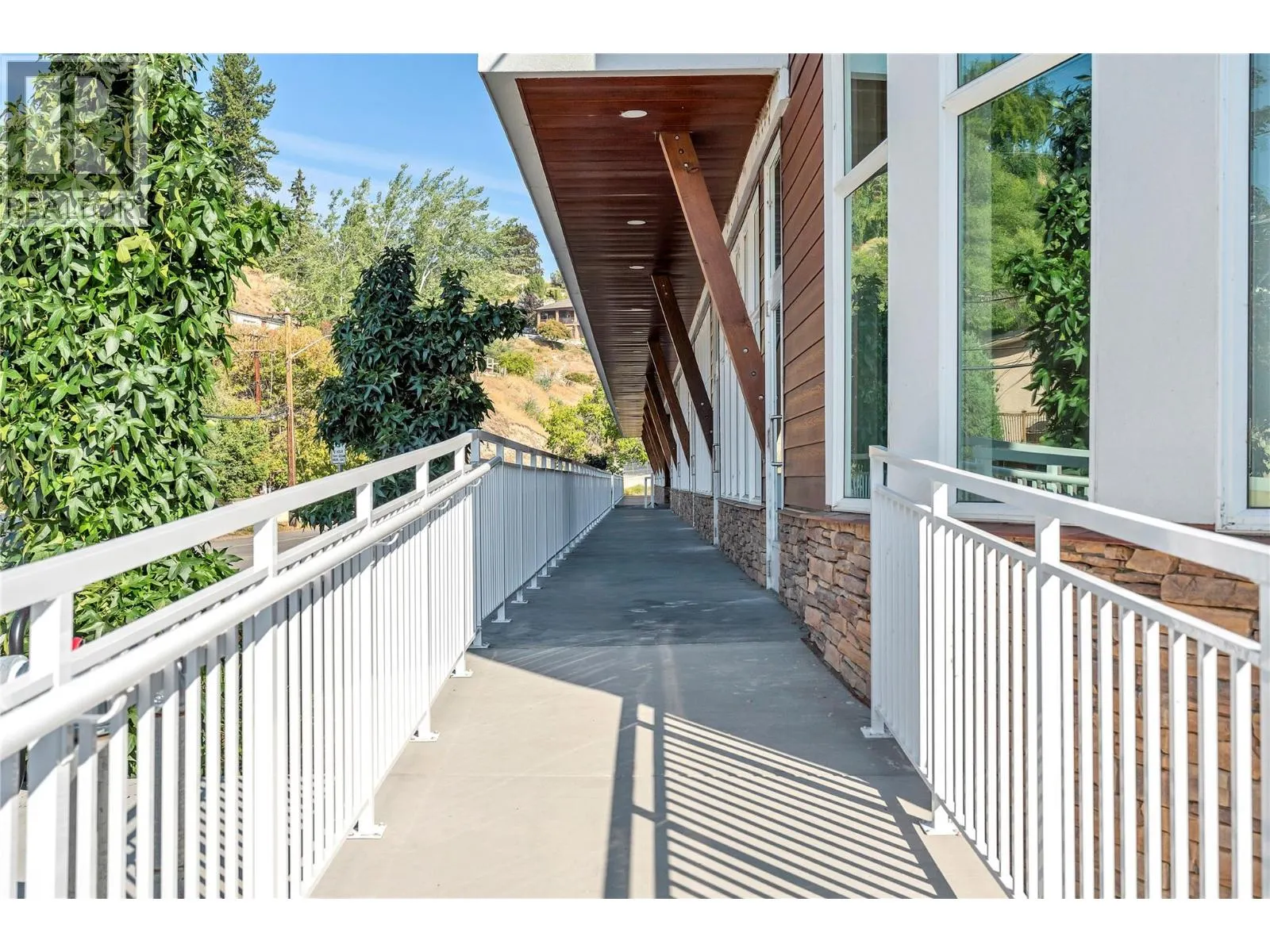 13417 Lakeshore Drive S Unit# 101
