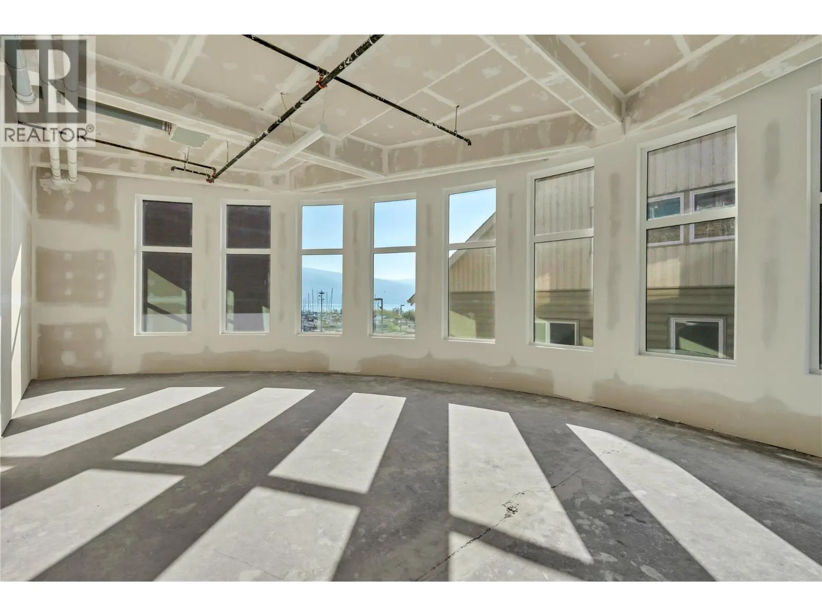 13417 Lakeshore Drive S Unit# 101