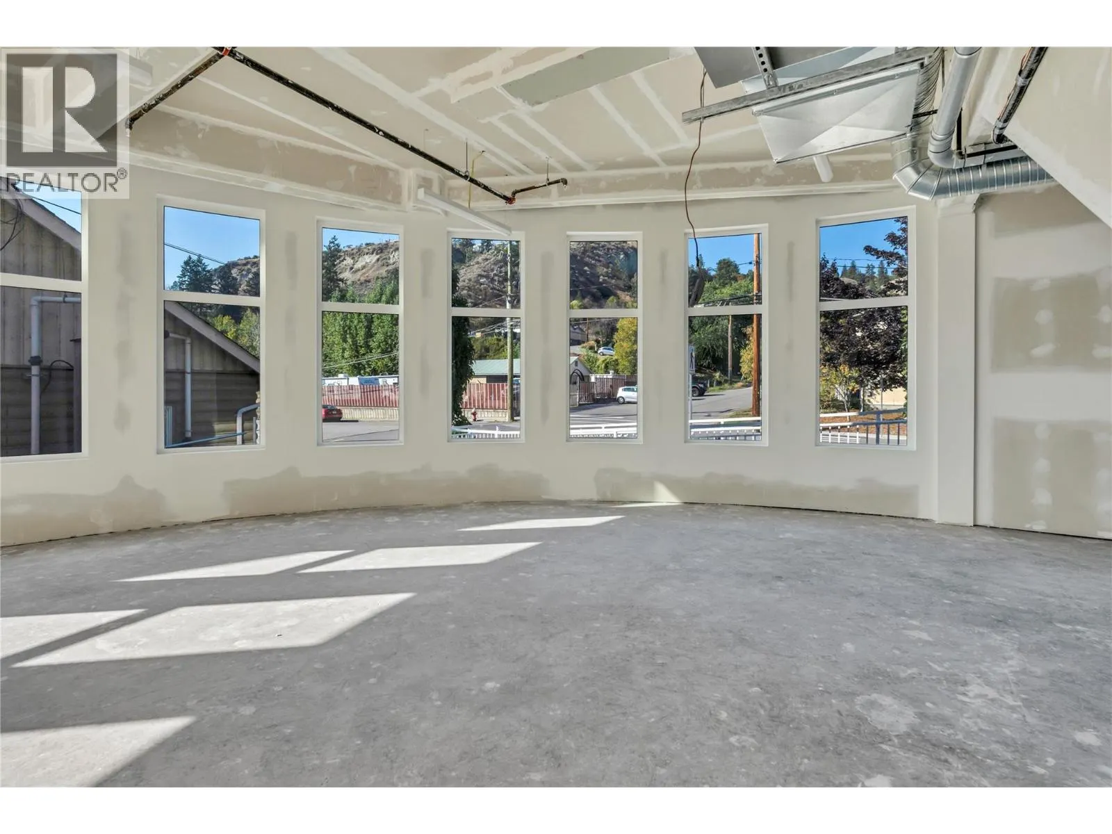 13417 Lakeshore Drive S Unit# 101