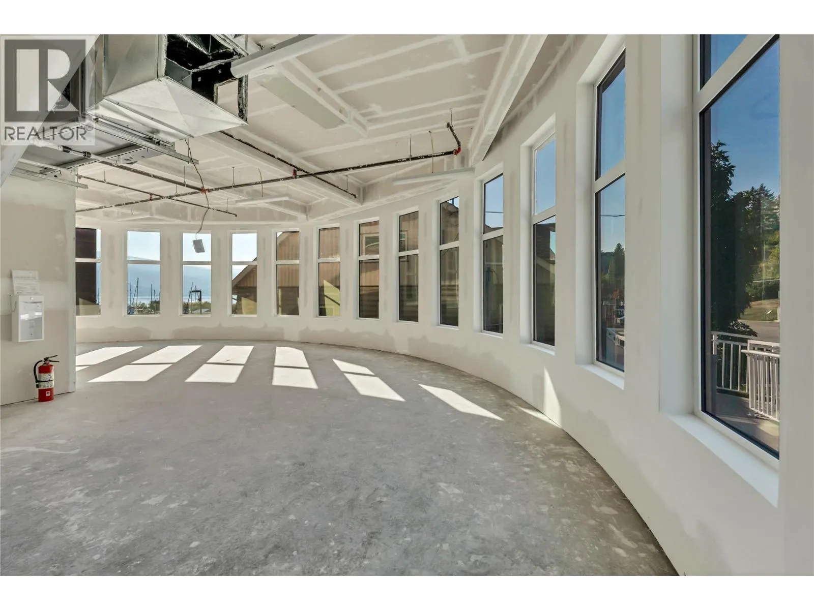 13417 Lakeshore Drive S Unit# 101