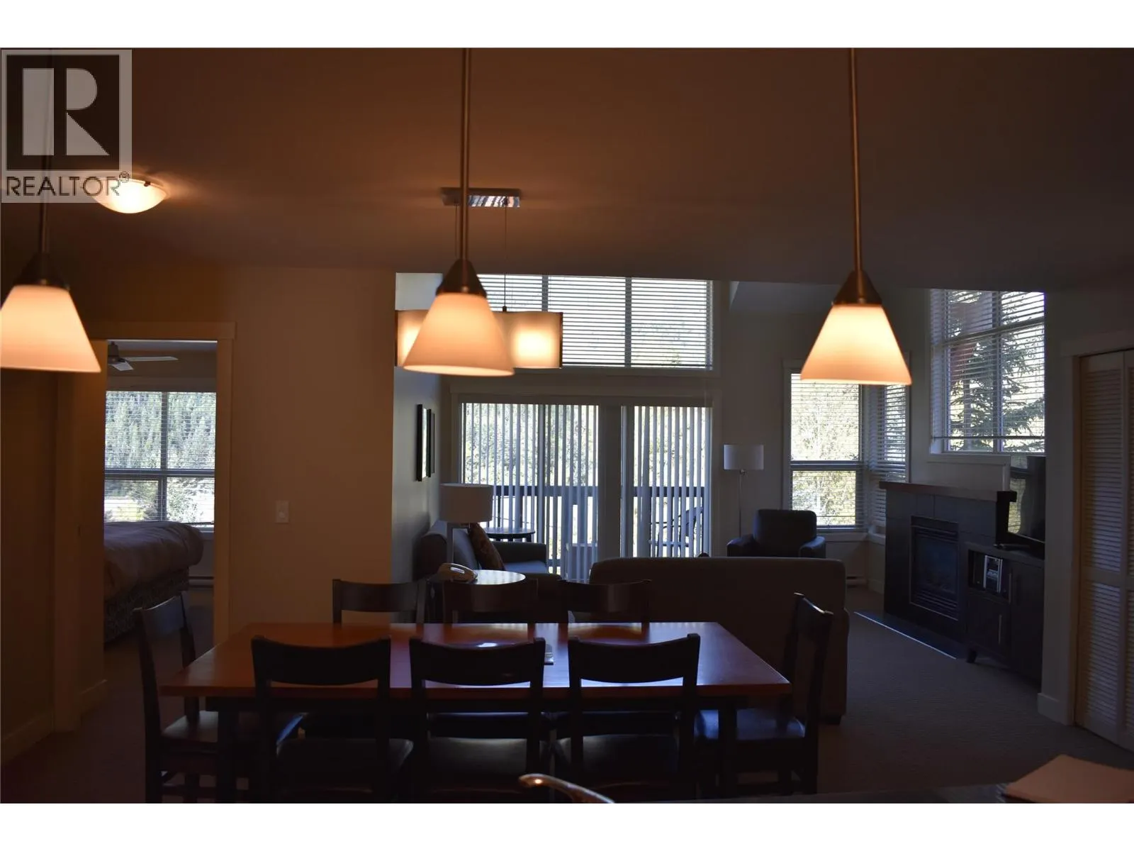 2049 Summit Drive Unit# 422 C