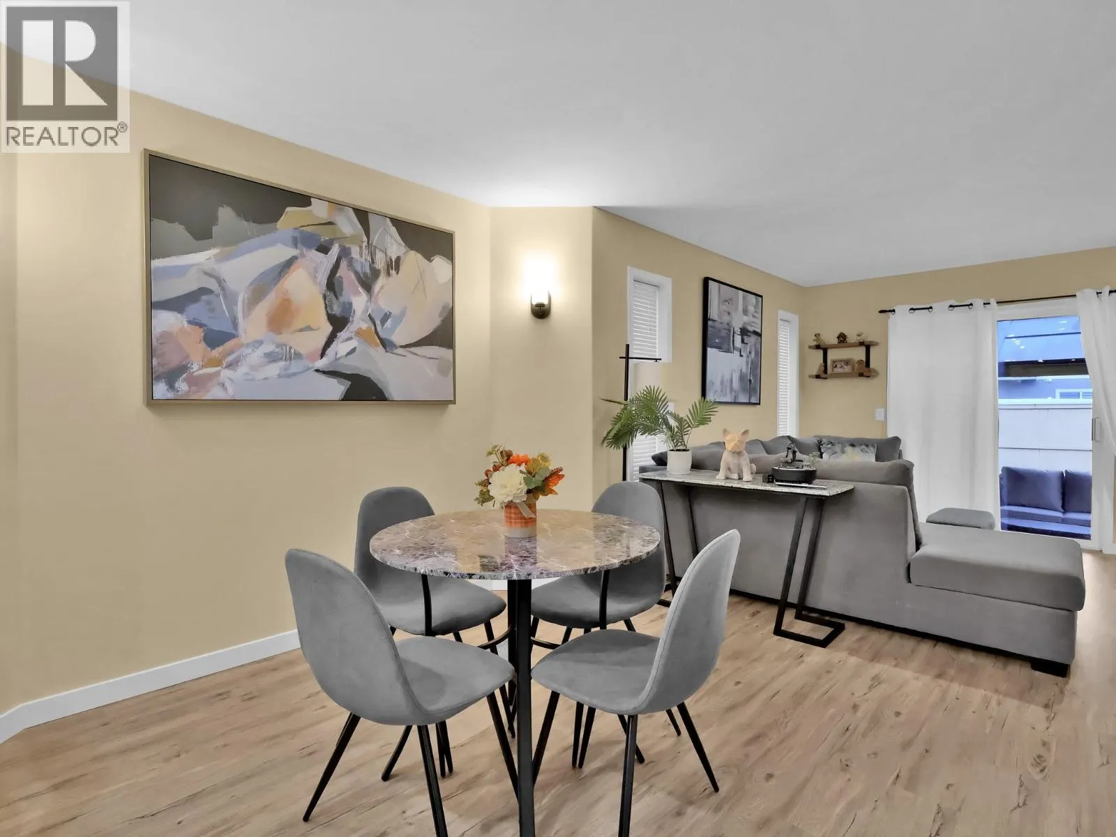 2210 Louie Drive Unit# 26