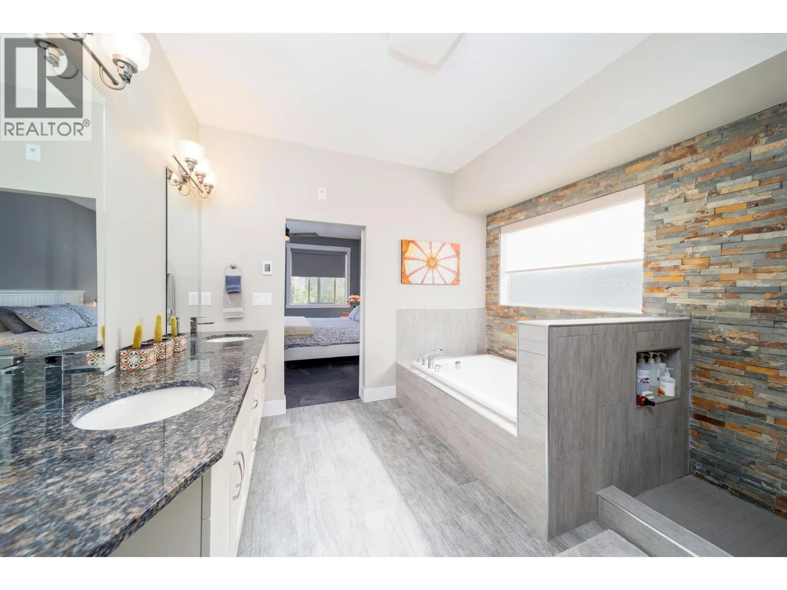 13053 Shoreline Drive