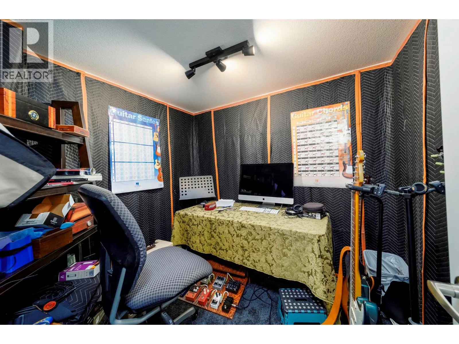 13053 Shoreline Drive