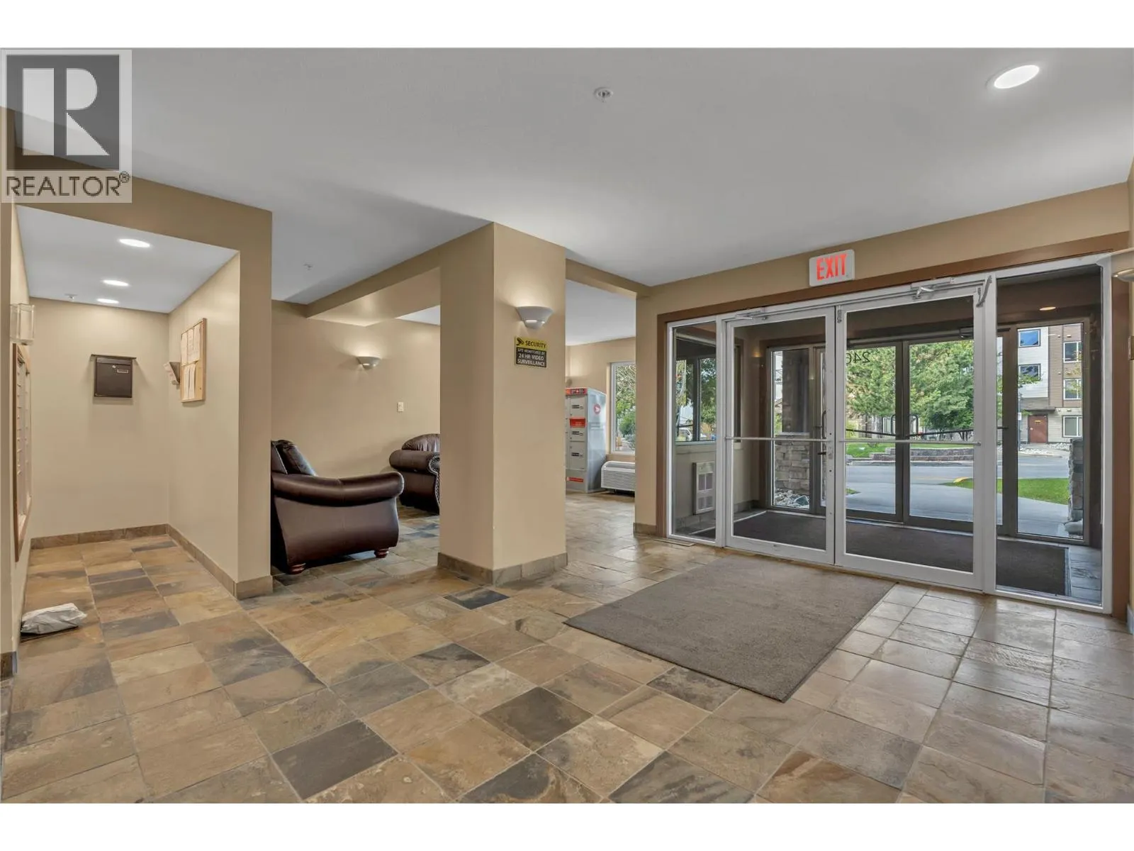 246 HASTINGS Avenue Unit# 216