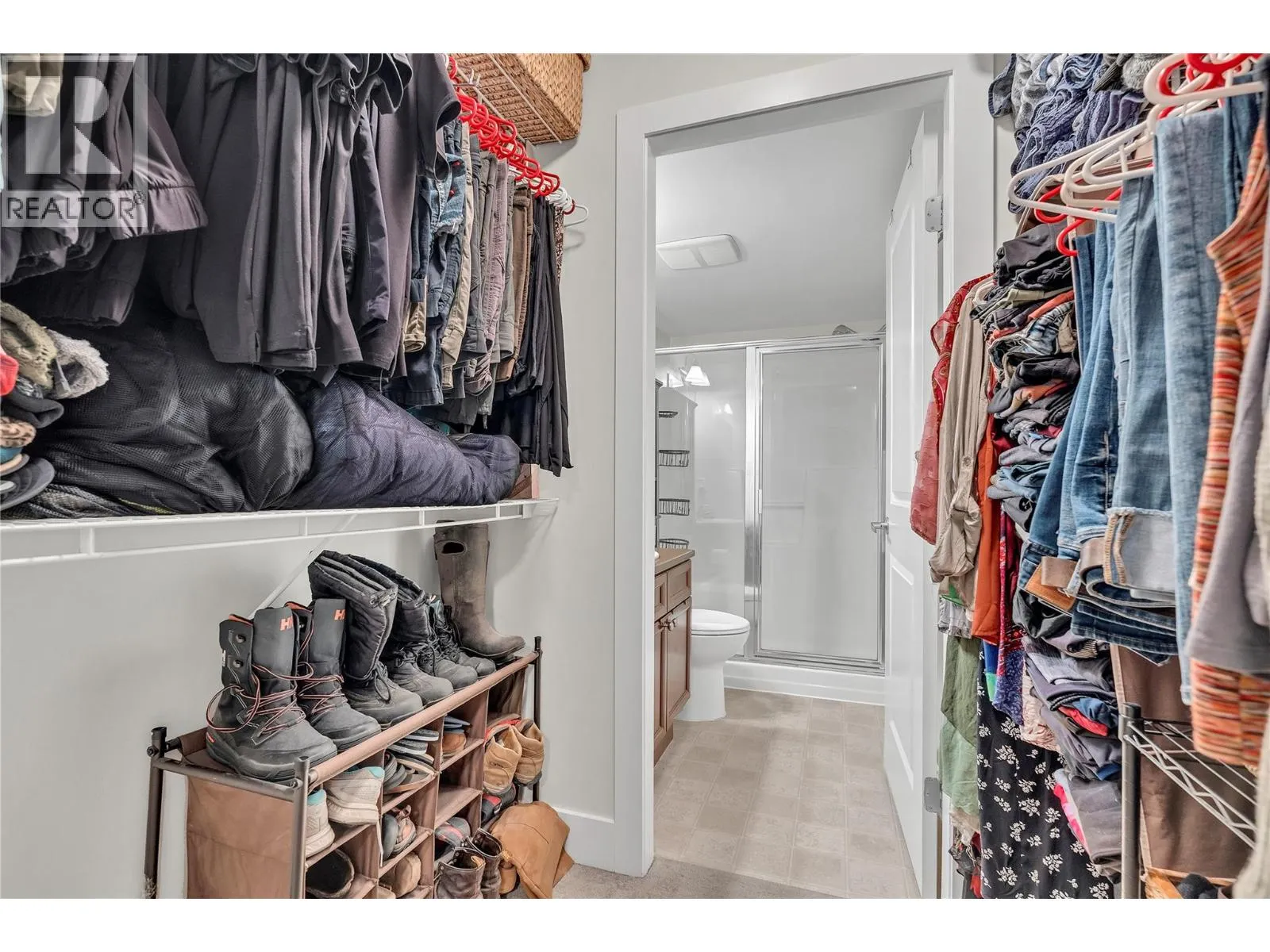 246 HASTINGS Avenue Unit# 216