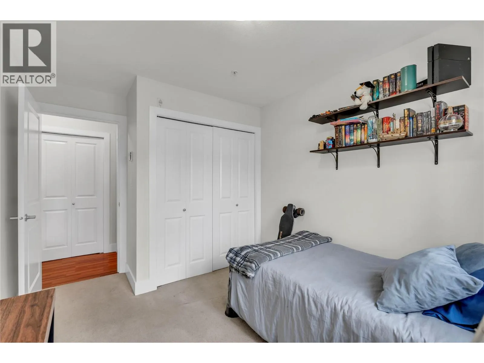 246 HASTINGS Avenue Unit# 216