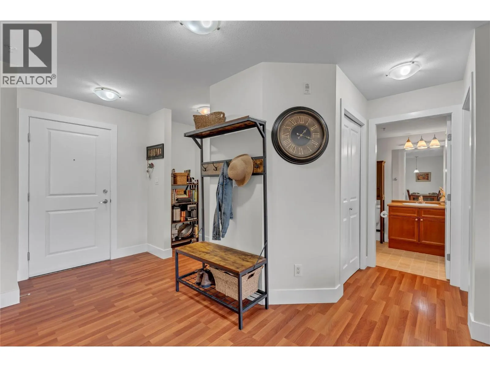 246 HASTINGS Avenue Unit# 216