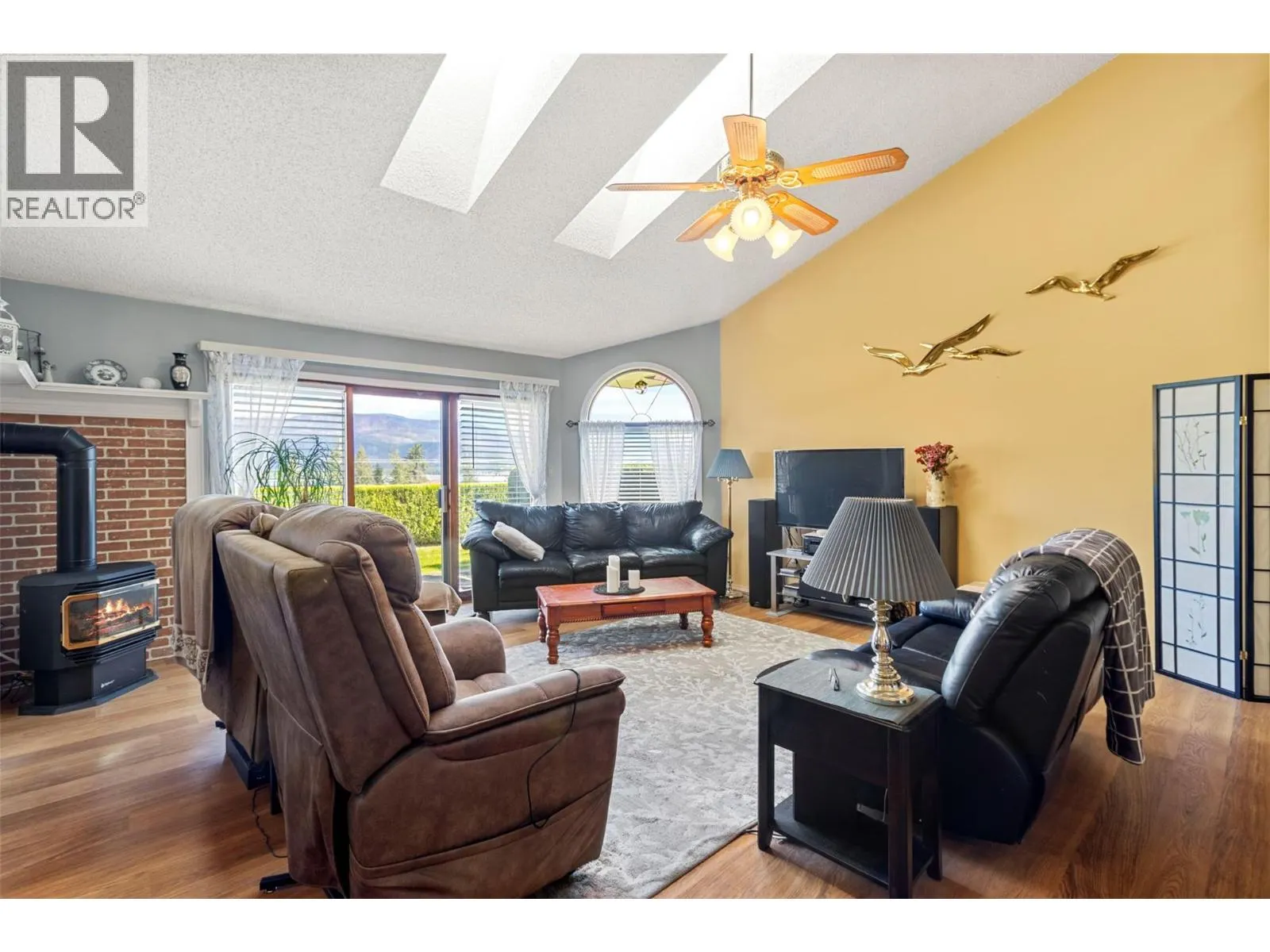 1215 Notch Hill Road Unit# 7