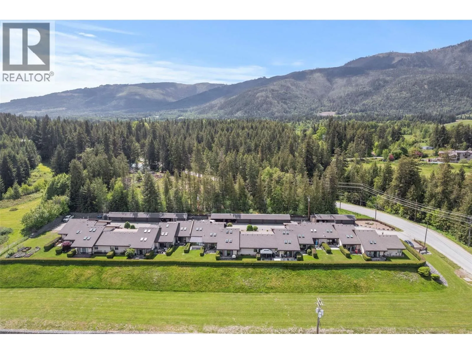 1215 Notch Hill Road Unit# 7