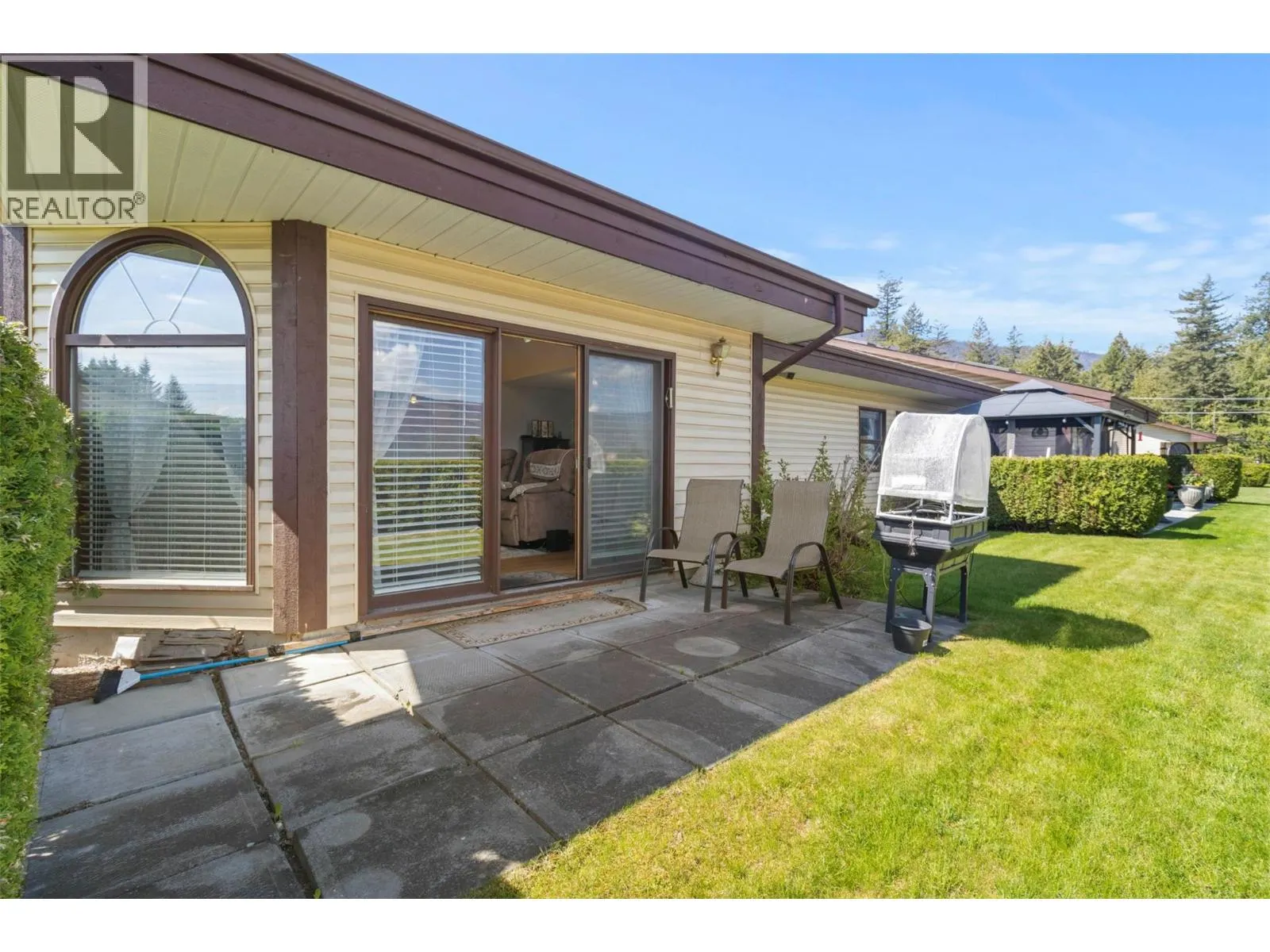 1215 Notch Hill Road Unit# 7