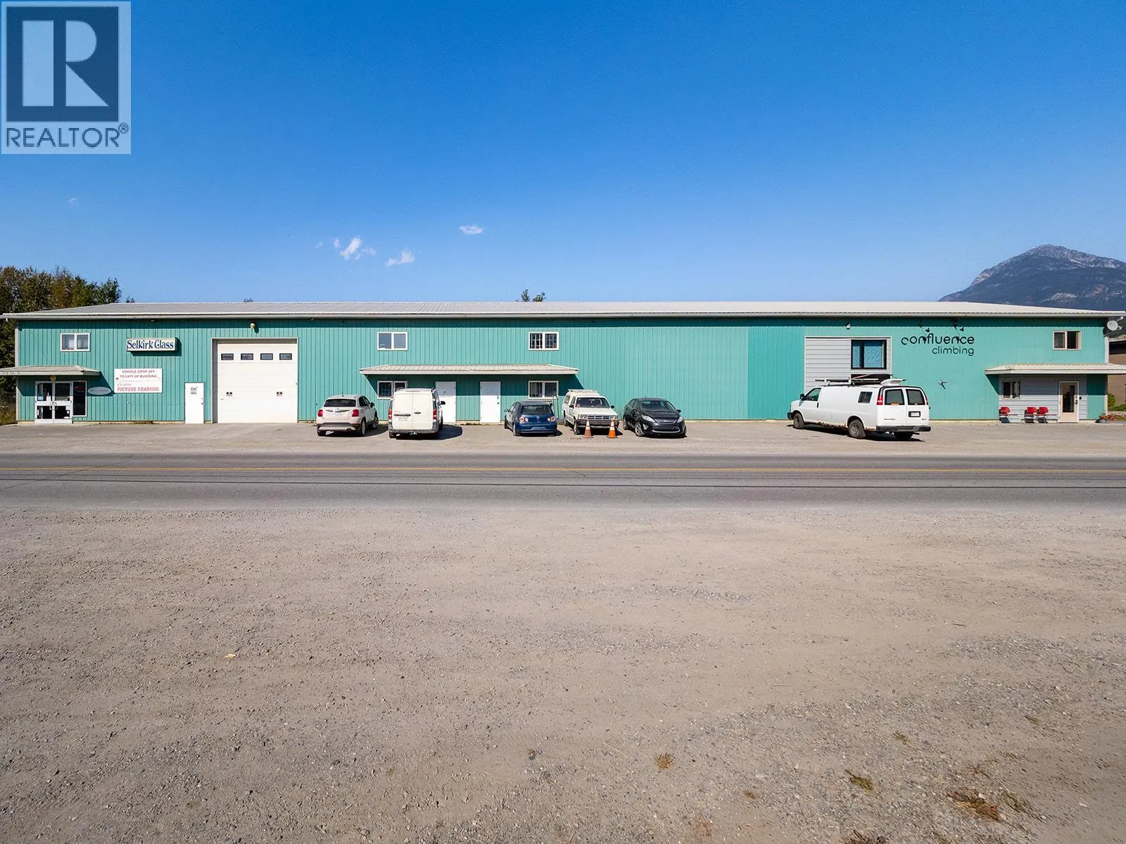 819 9th Street N