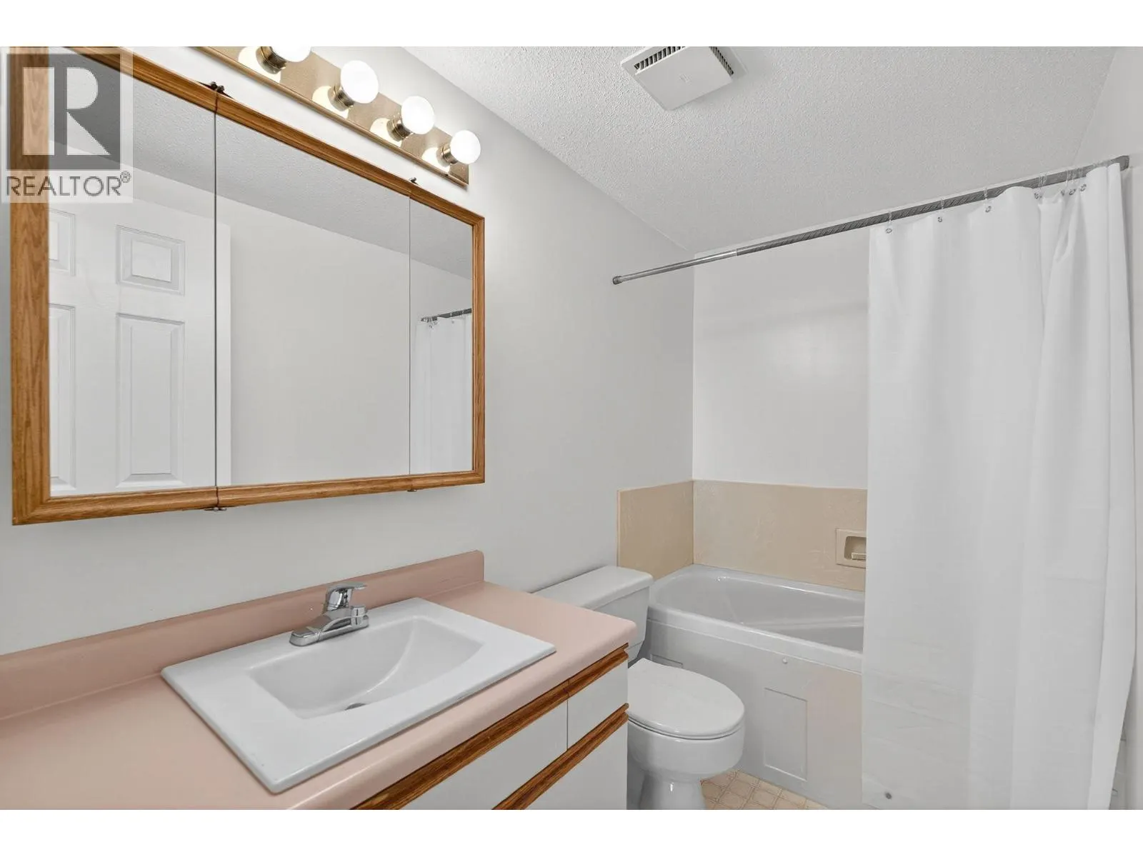 1249 Pacific Avenue Unit# 302