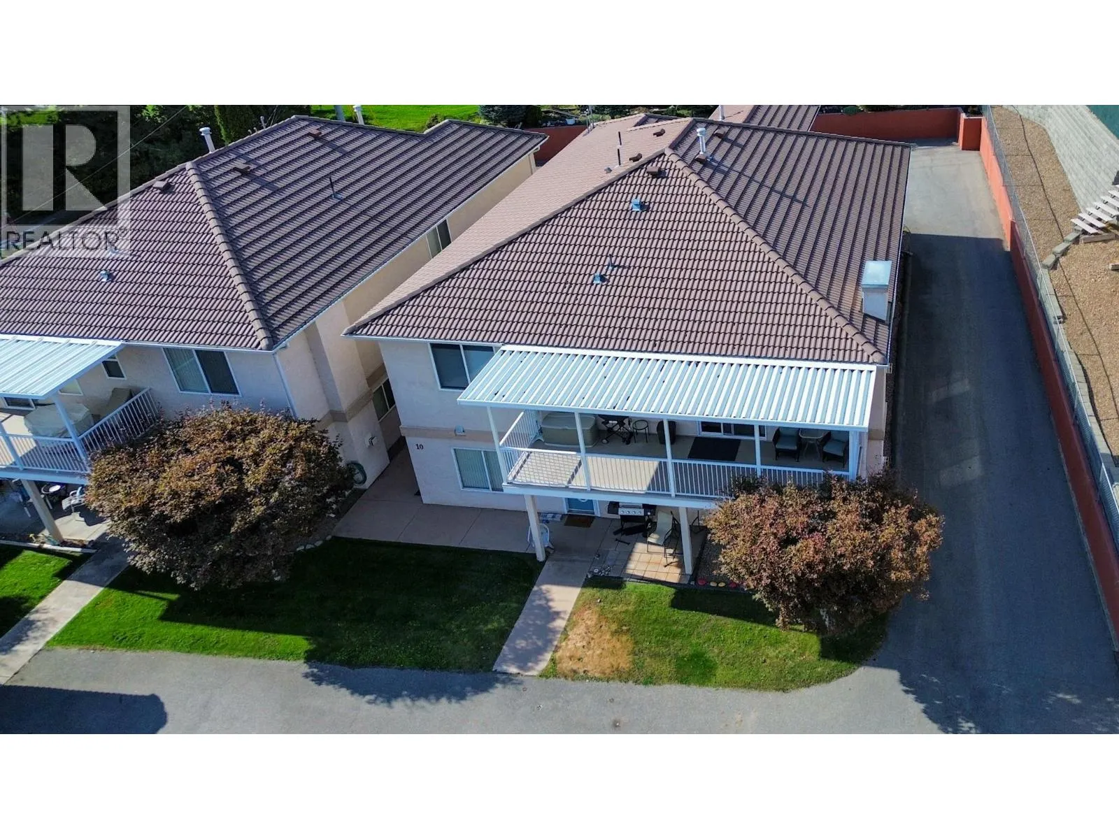 2 Royal Ann Court Unit# 11