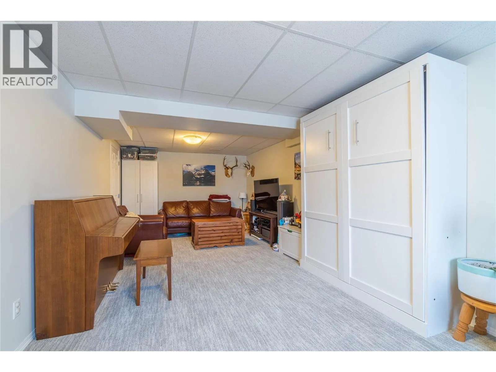 1950 BRAEVIEW Place Unit# 40