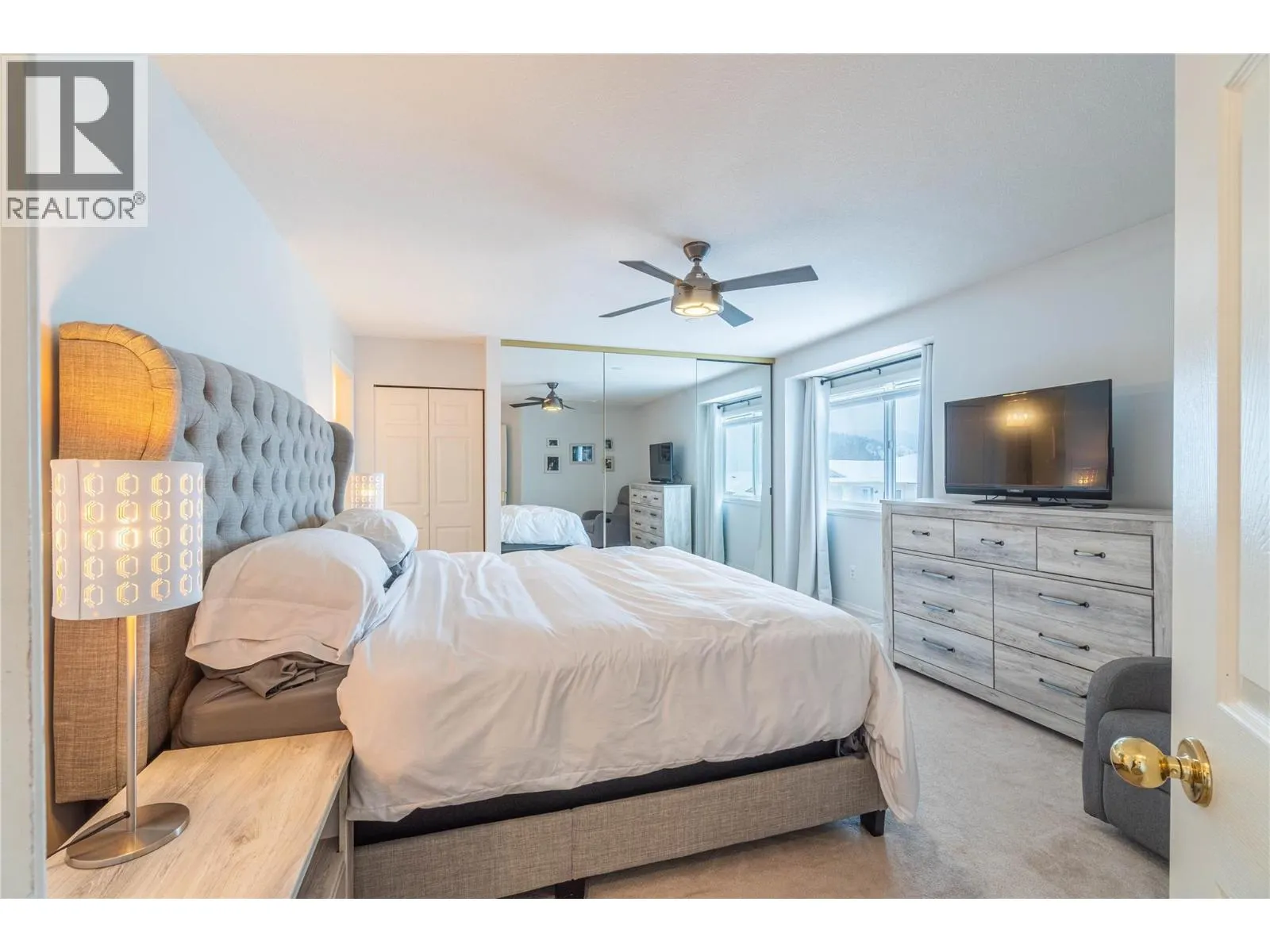 1950 BRAEVIEW Place Unit# 40