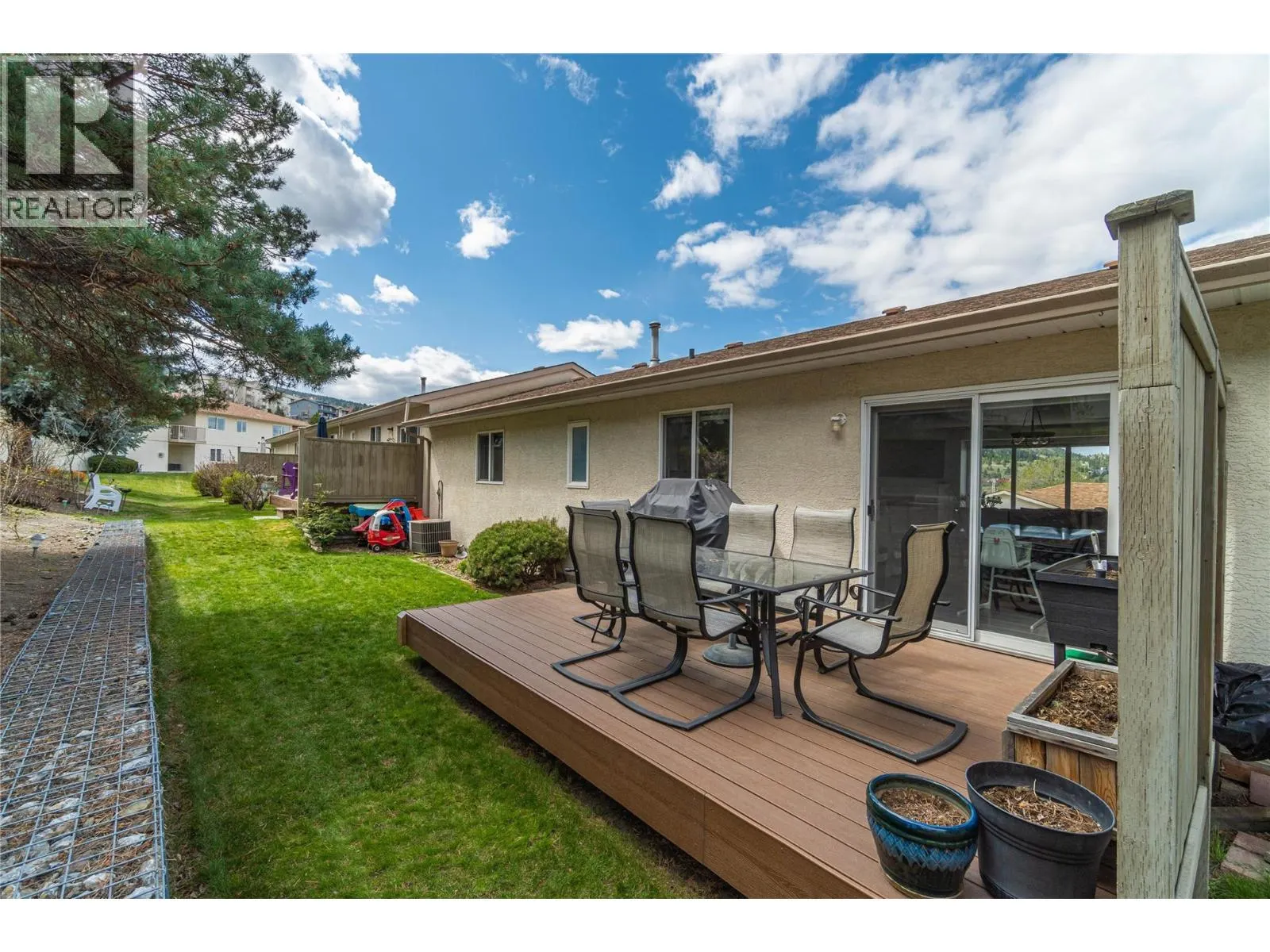 1950 BRAEVIEW Place Unit# 40