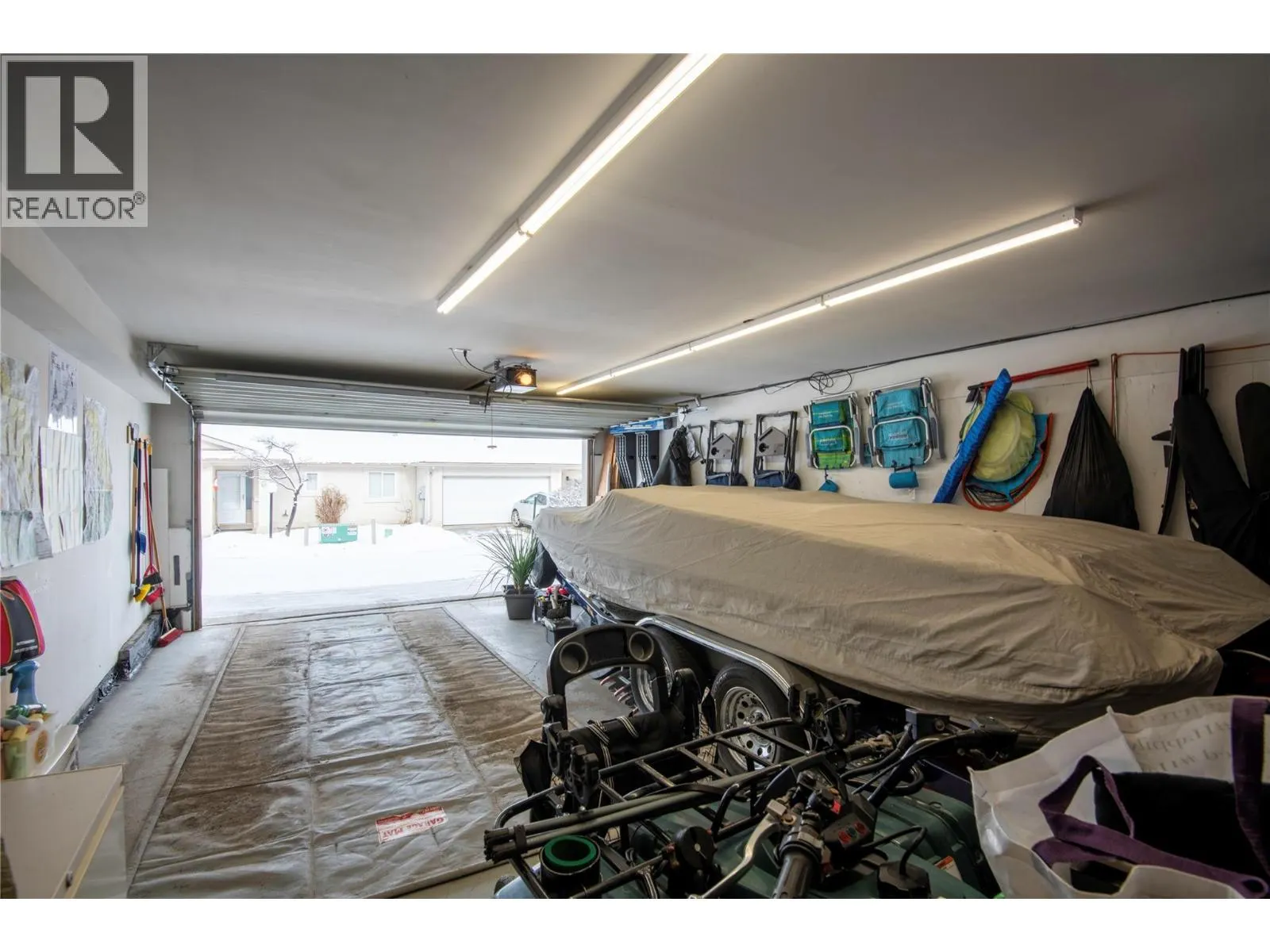 1950 BRAEVIEW Place Unit# 40